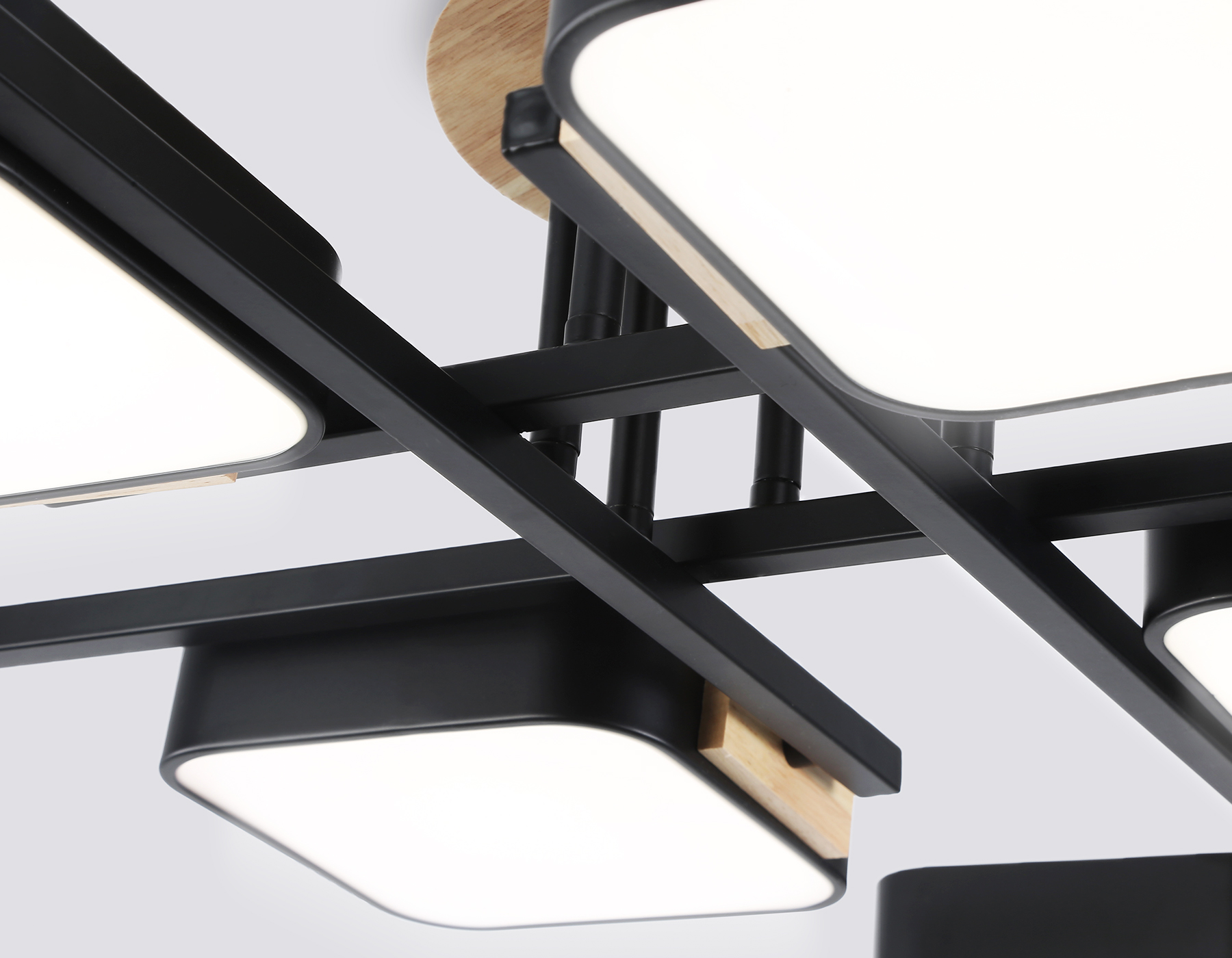 Люстра светодиодная на штанге FL4890/8 BK/WD черный/дерево 144W 3000-6000K 960*960*160 (без ПДУ)