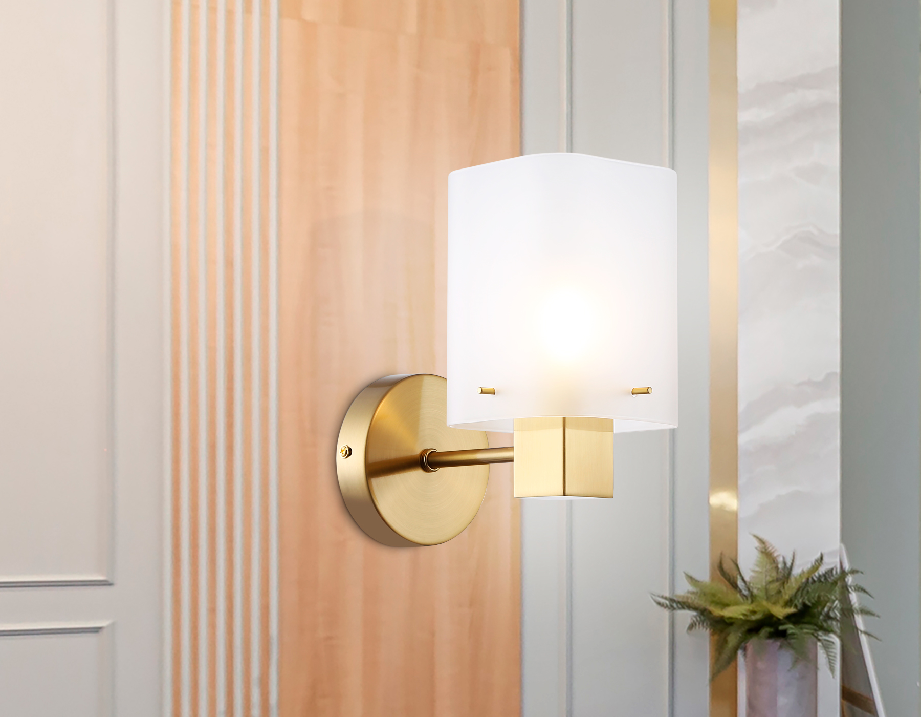 Настенный светильник LH57035 BS/SM латунь/дымчатый E14 max 40W 195*110*185