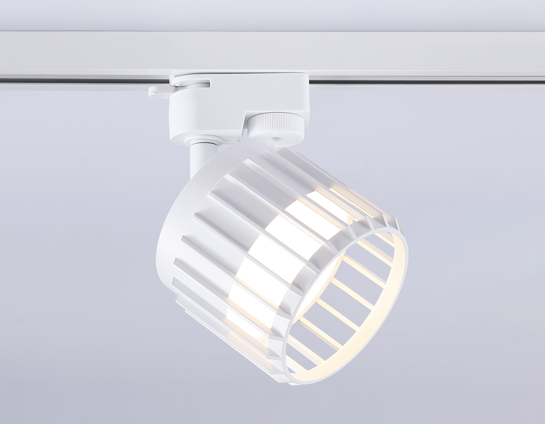 Трековый однофазный светильник со сменной лампой GL5348 WH белый GX53 D100*80