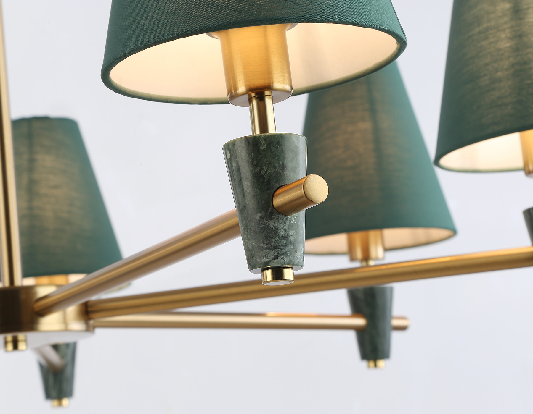 Люстра на штанге с абажурами и мрамором LH75053/7 BS/GN латунь/зеленый E14*7 max 40W D840*580