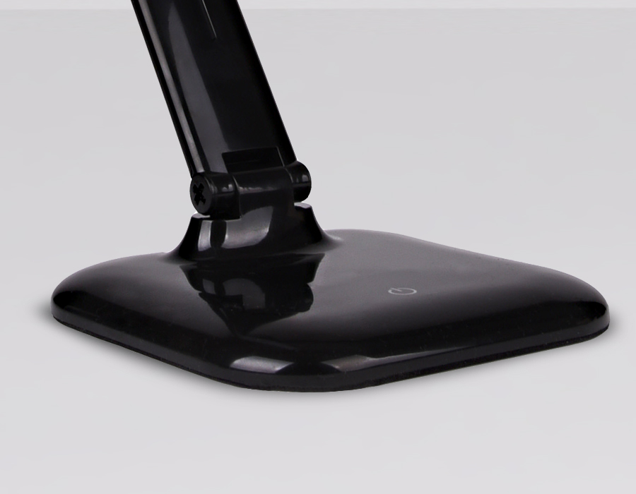 Светодиодная настольная лампа DE501 BK черный LED 4200K 9W