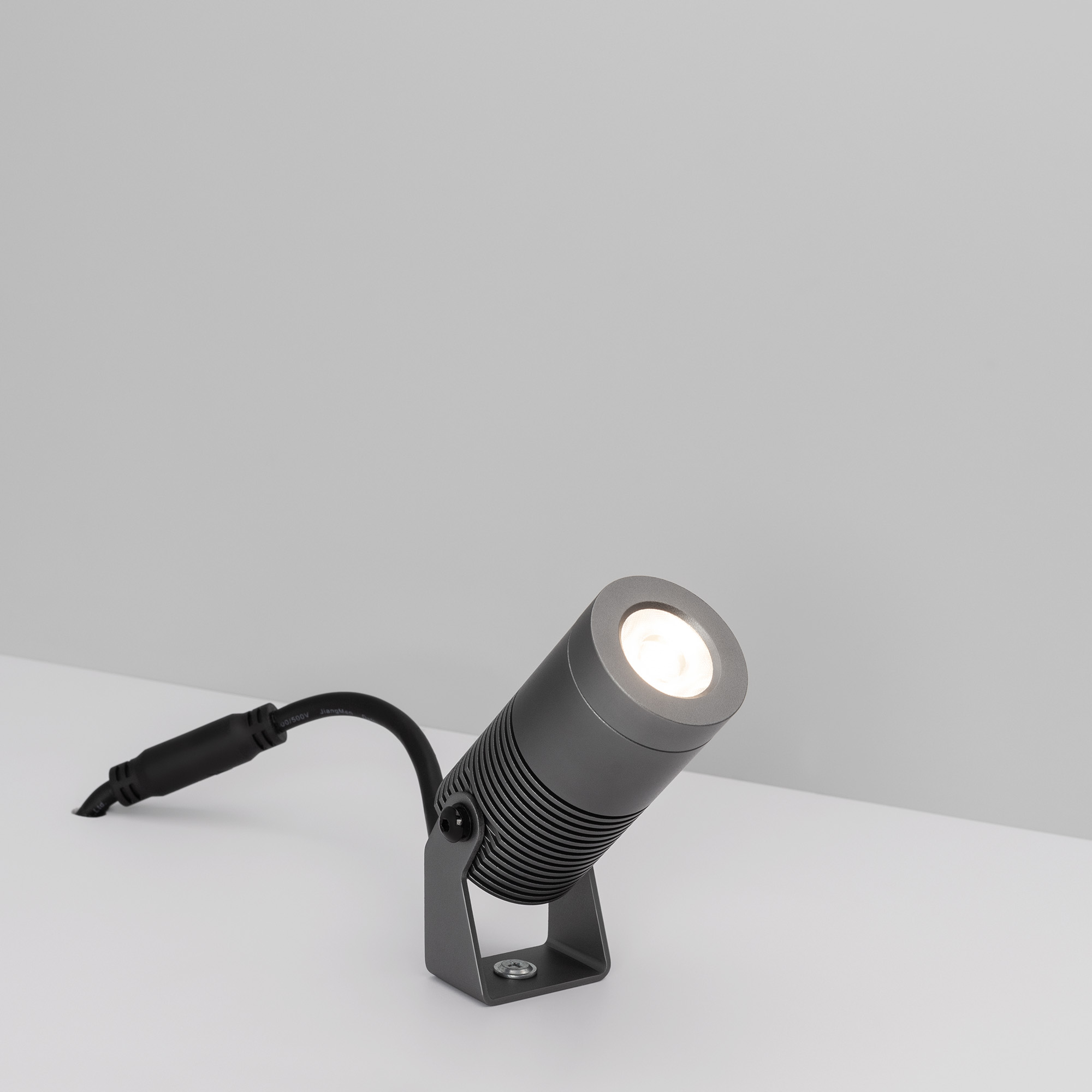 Светильник ALT-RAY-R44-8W Day4000 (DG, 33 deg, 230V) (Arlight, IP67 Металл, 3 года) 042583