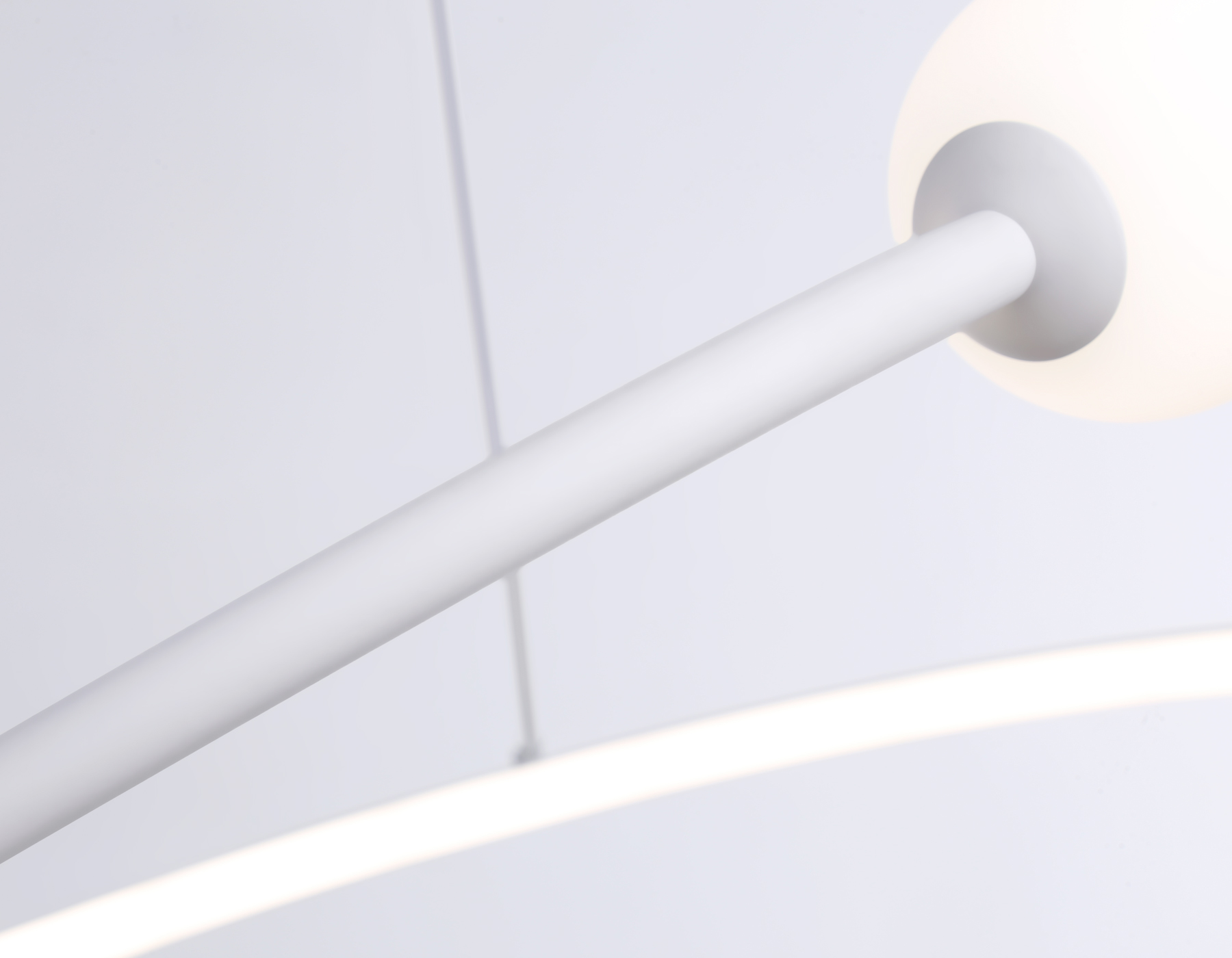 Подвесной светодиодный светильник с пультом управления FL66291 WH белый 39W 3000K-6400K D500*1000 (ПДУ ИК)