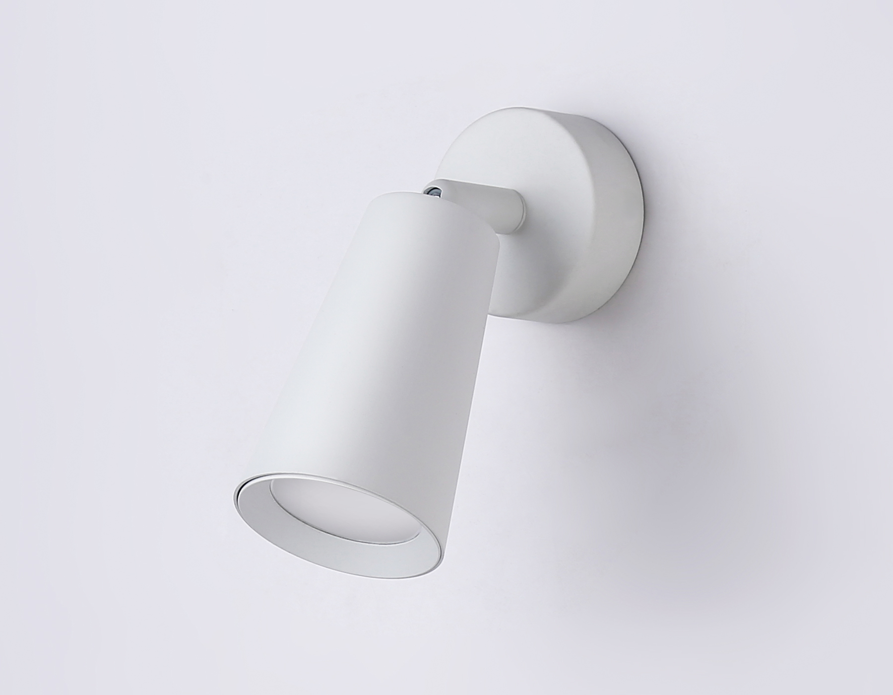 Накладной поворотный спот со сменной лампой GU10 TA13133 WH белый GU10 max 12W D60*L95*H90