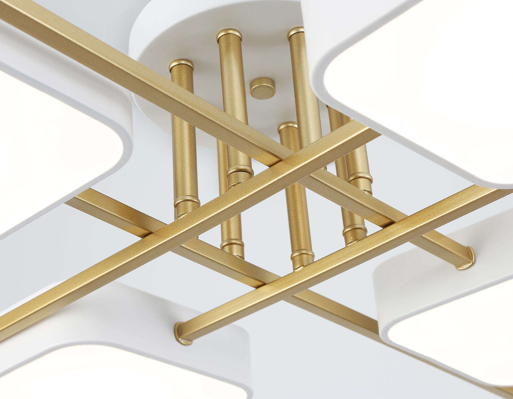 Люстра светодиодная на штанге FL516346/8 WH/GD белый/золото 144W 3000-6000K 1060*1060*150 (без ПДУ)