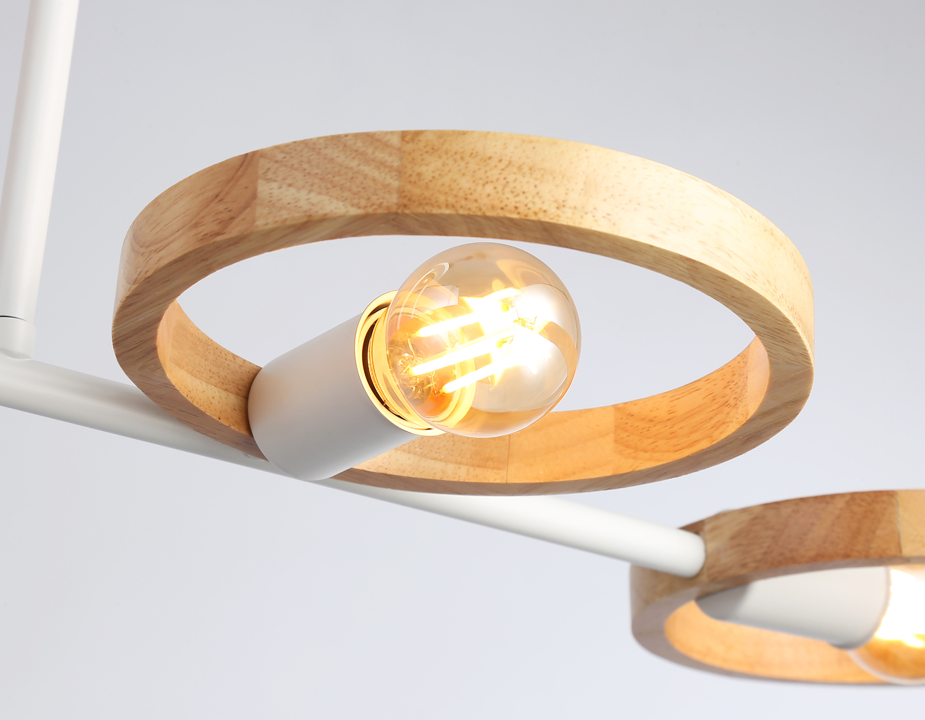 Подвесной светильник со сменной лампой TR8247/4 WH/LWD белый/светлое дерево E27/4 max 40W 840*360*220