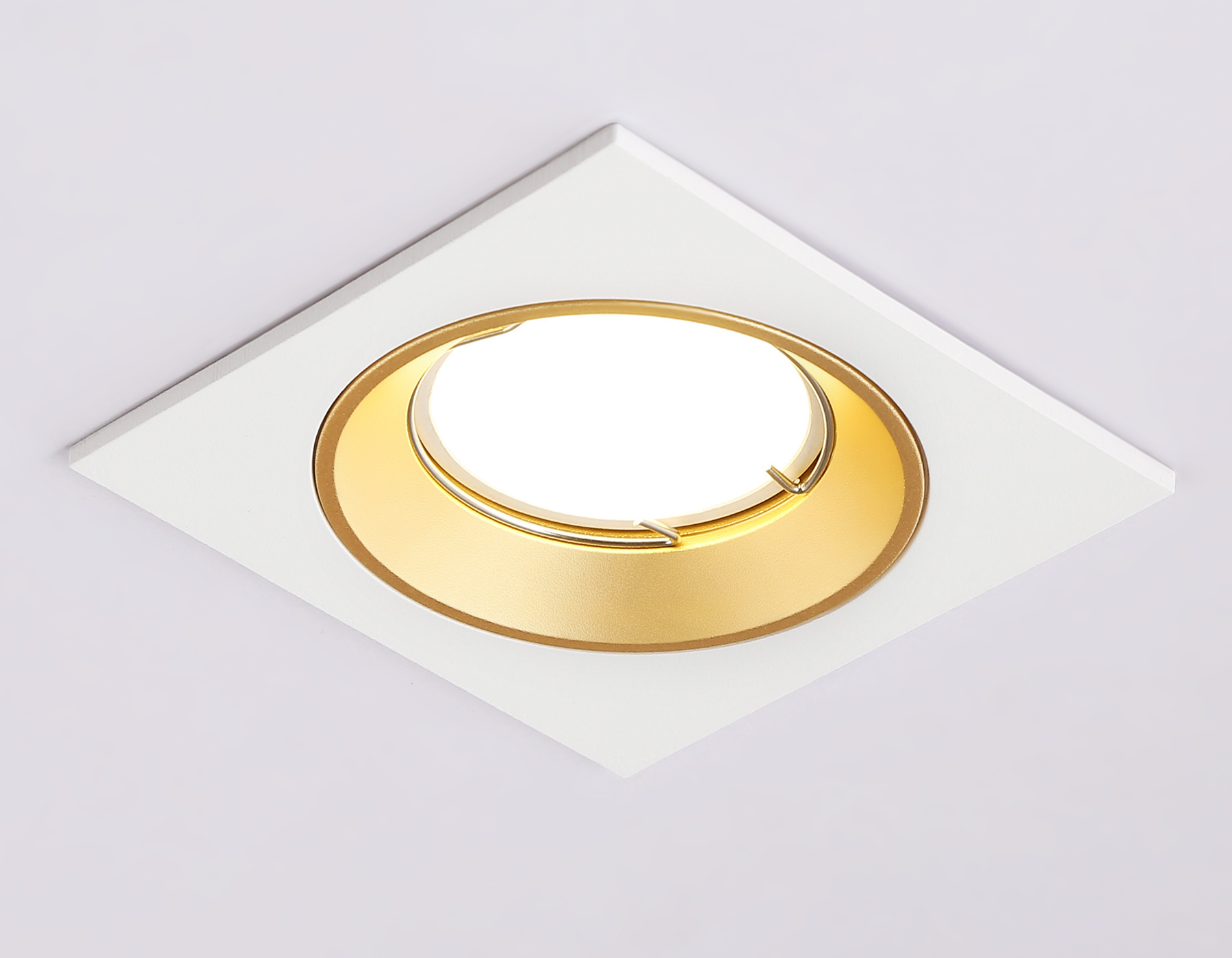 Встраиваемый точечный светильник MR16 A8926 WH/GD белый/золото MR16 GU5.3 92*92*24