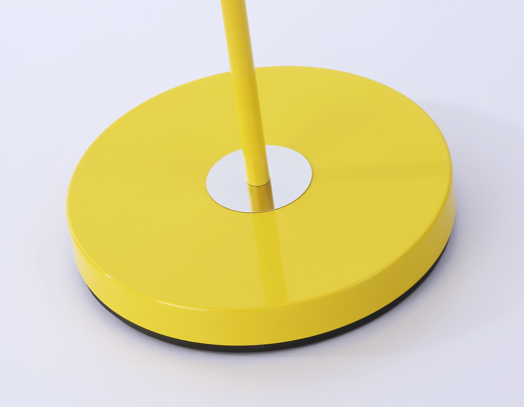 Светильник напольный с выключателем на проводе TR97659 YL желтый E27 max 40W D140*1450