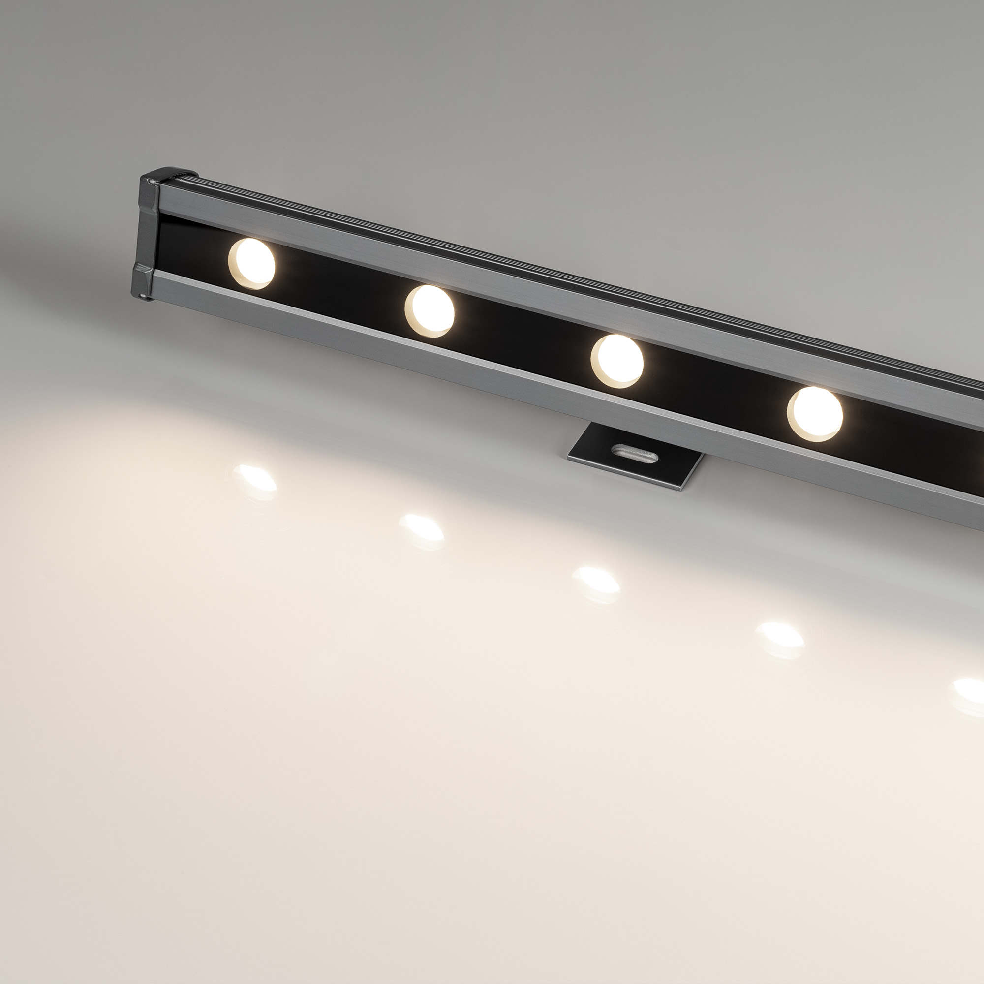 Светодиодный прожектор AR-LINE-1000L-48W-24V RGB-Day4000 (Grey, 15x45 deg, DMX512) (Arlight, Закрытый) 027282