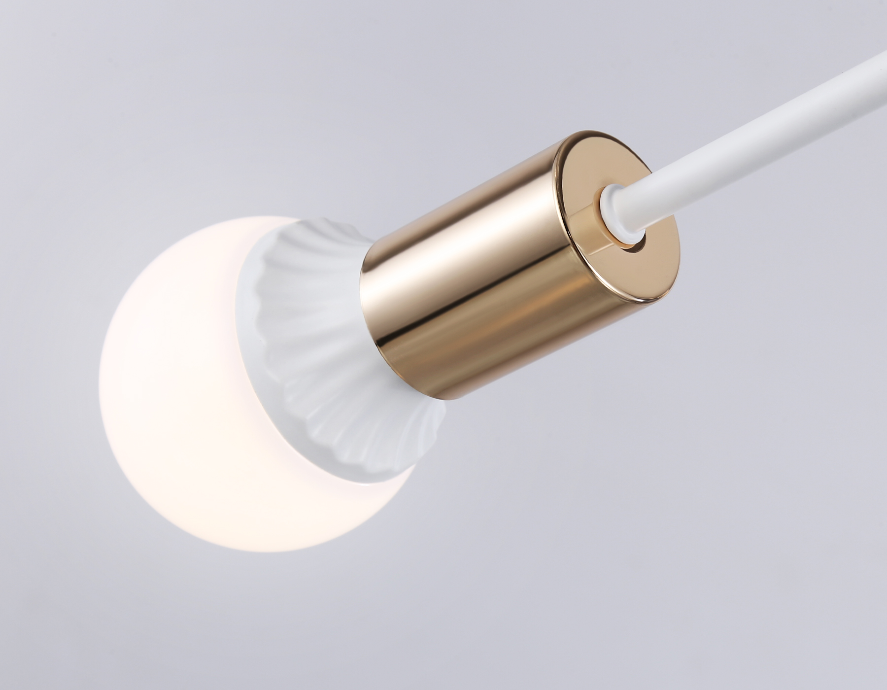 Подвесной светильник в стиле лофт TR80432/6 WH/GD белый/золото E27/6 max 60W D950*730