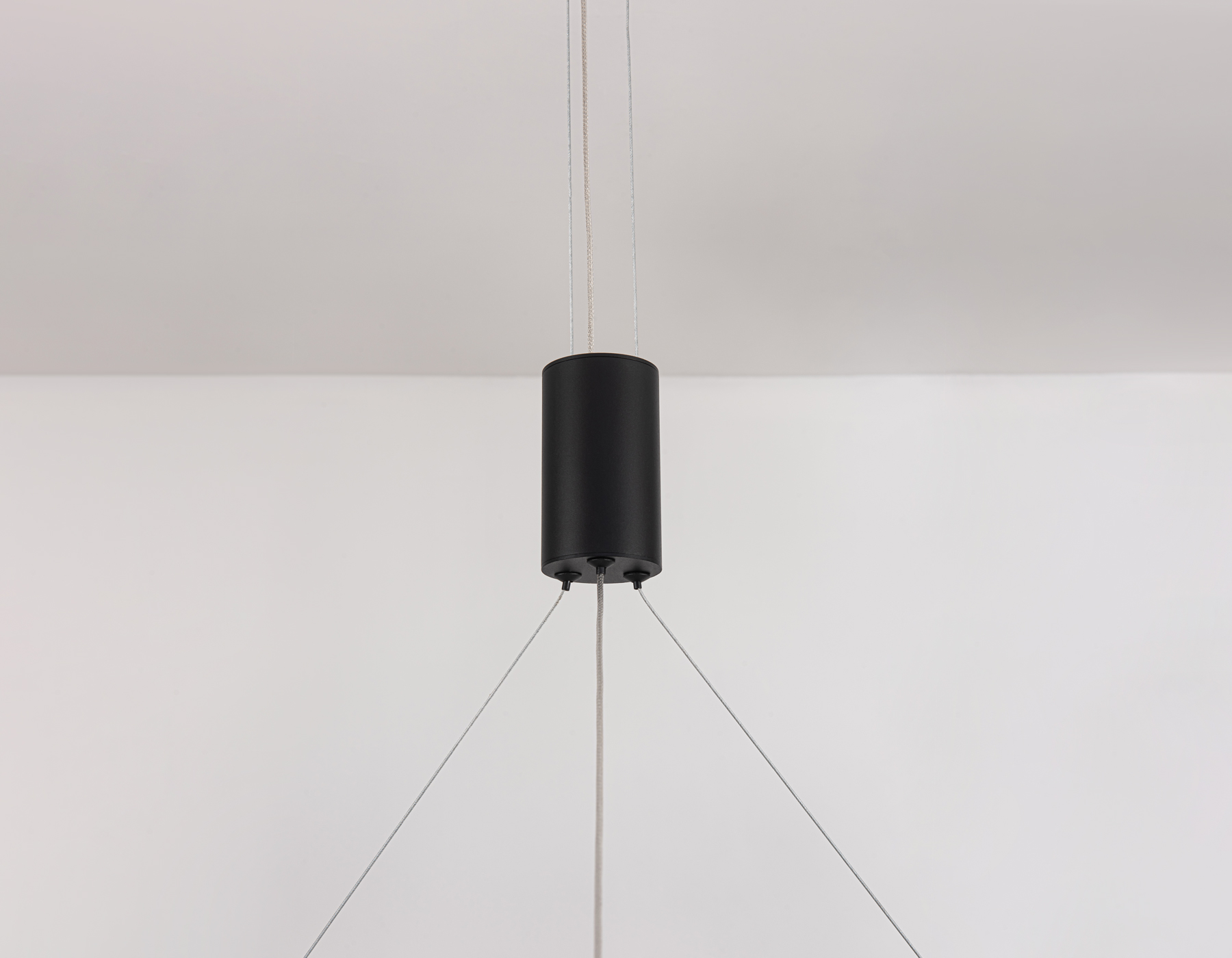 Подвесной светодиодный светильник FL5845/1+3 BK черный 40W 3000K/4200K/6400K D600*1200 (без ПДУ)