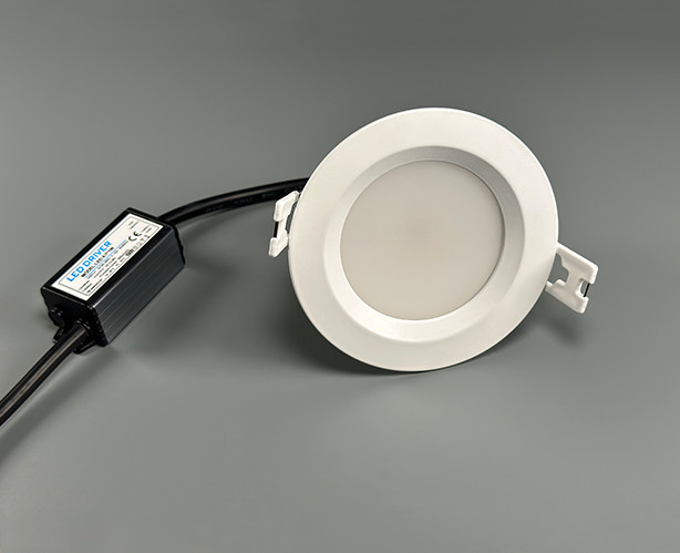 IT08-8018 white 3000K светильник встраиваемый