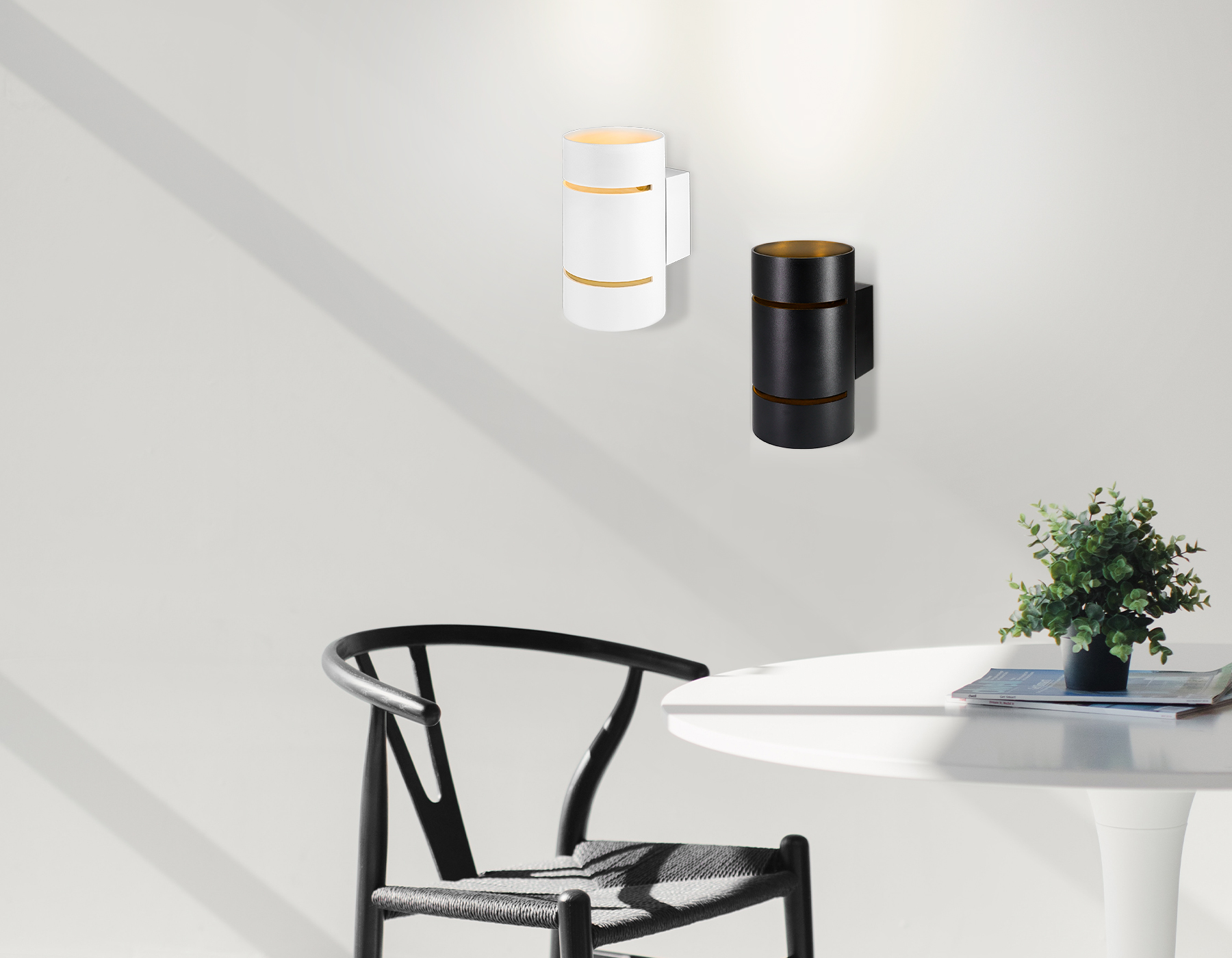 Настенный светильник со сменной лампой FW2472 WH белый G9 max 40W 150*80*100