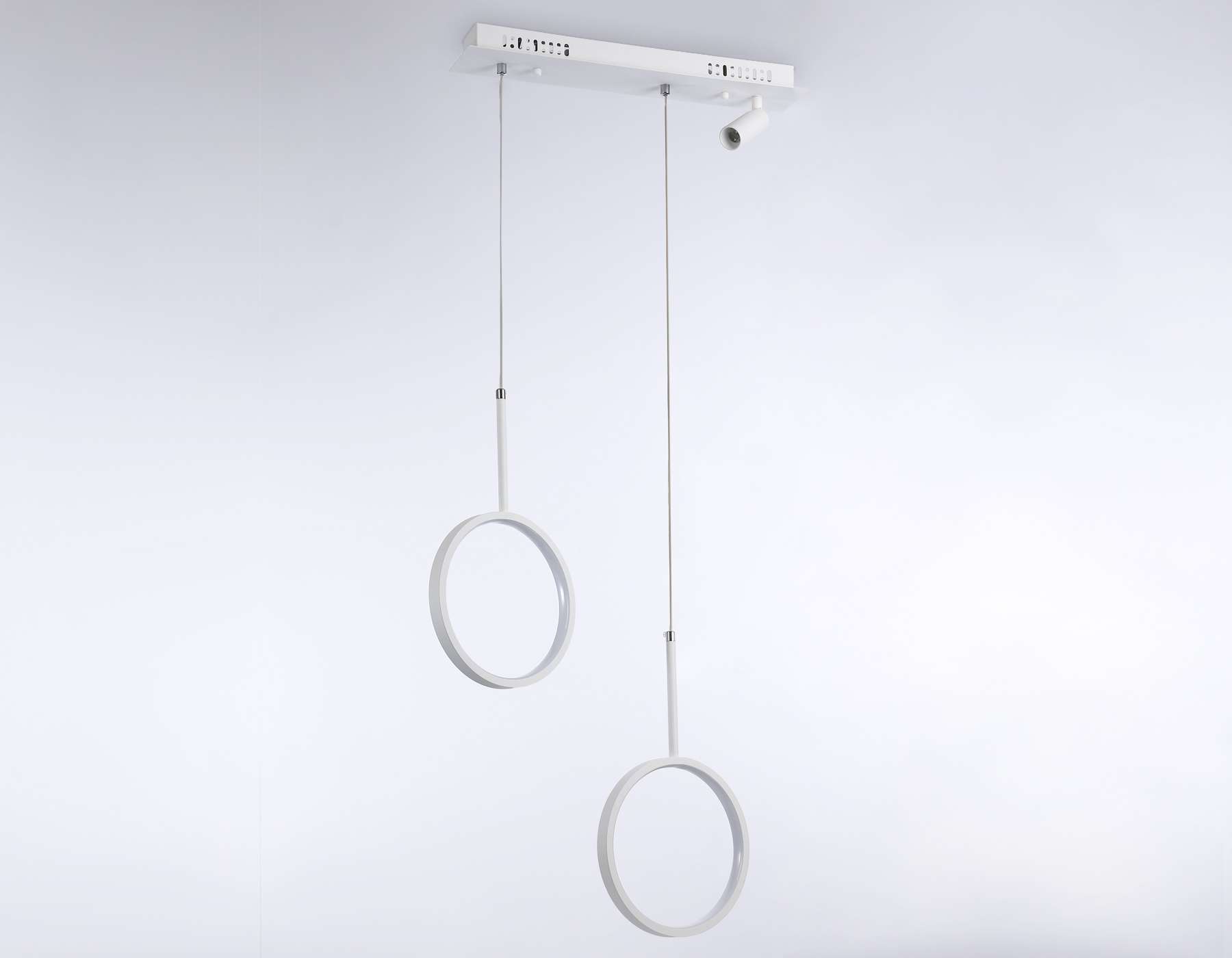 Подвесной светодиодный светильник с пультом FL5272/2+1 WH белый 38W 3000K/4200K/6400K+4200K 500*90*1200 (ПДУ ИК)