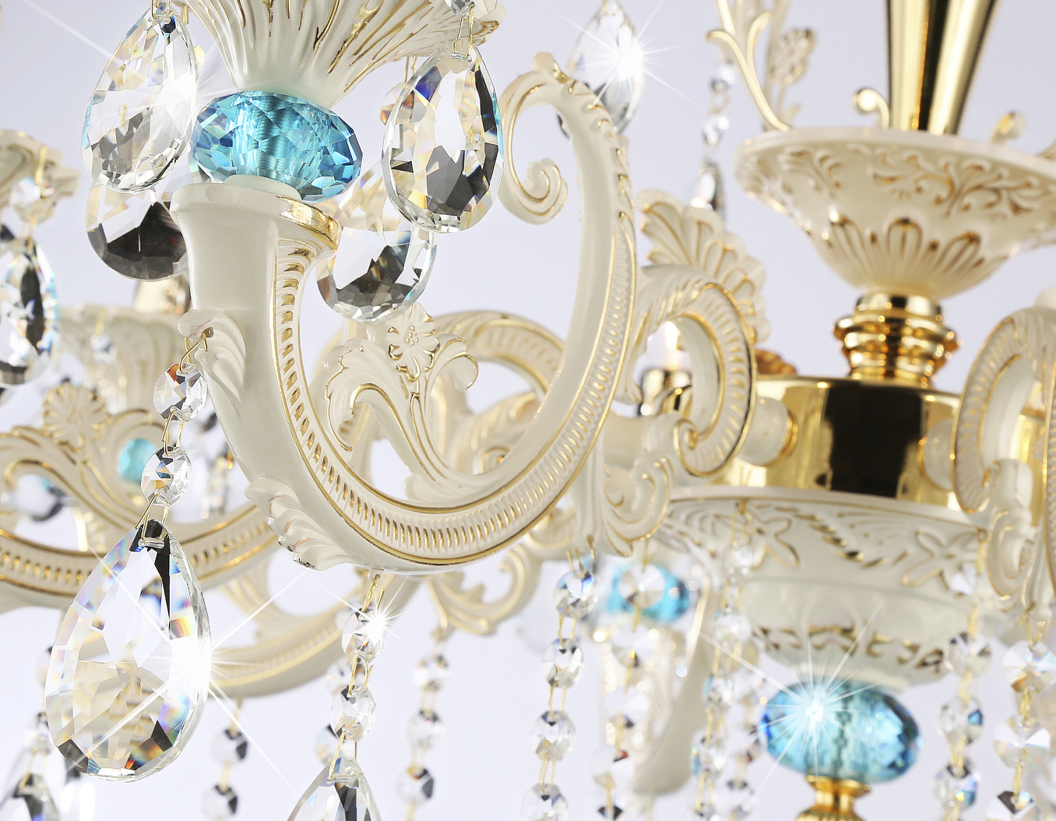 Подвесная люстра с хрусталем TR4926/8 GD/WH/CL золото/белый/прозрачный E14*8 max 40W D740*630