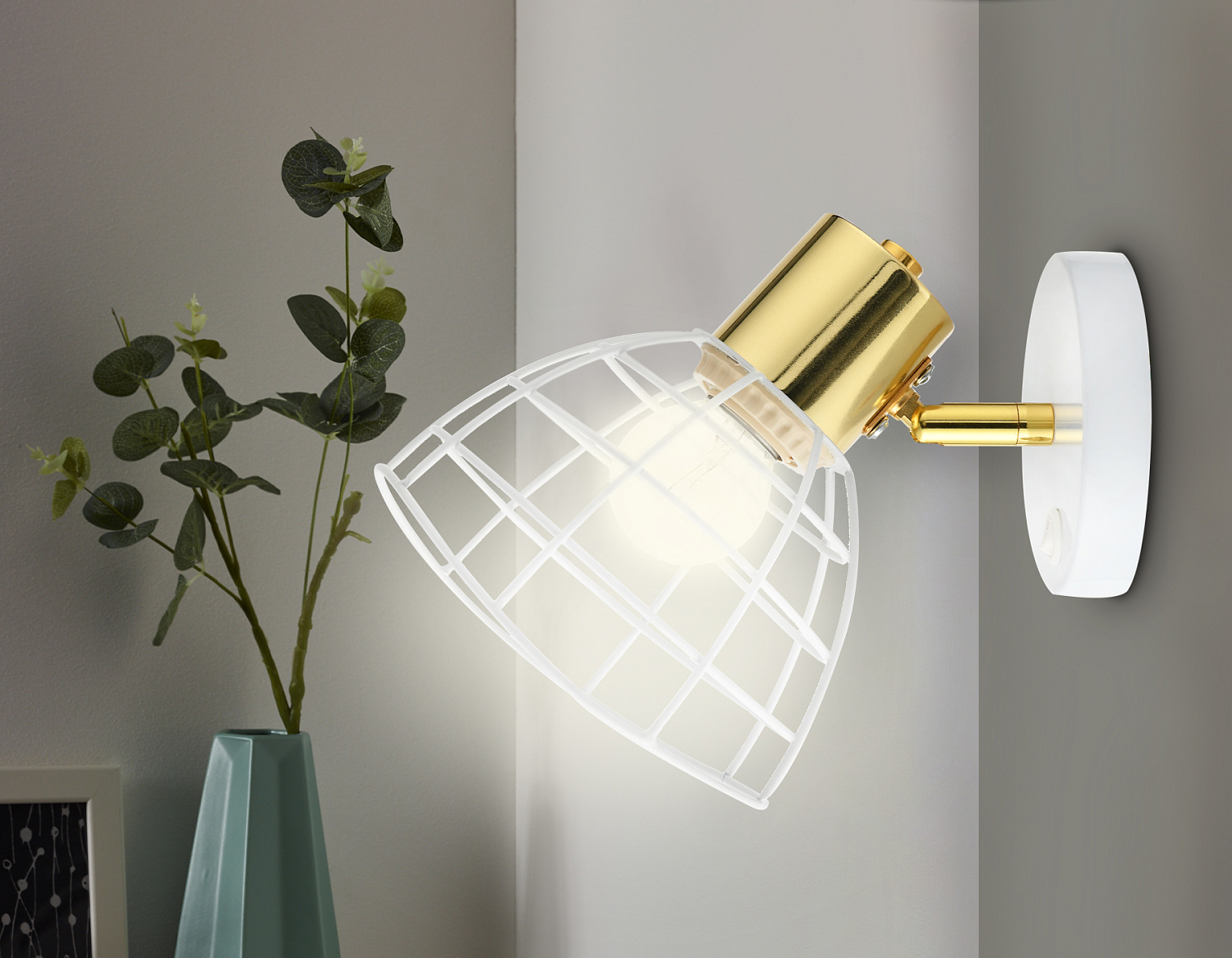 Накладной спот с выключателем в стиле лофт TR8600 WH/GD белый/золото E27 max 40W 154*145*205