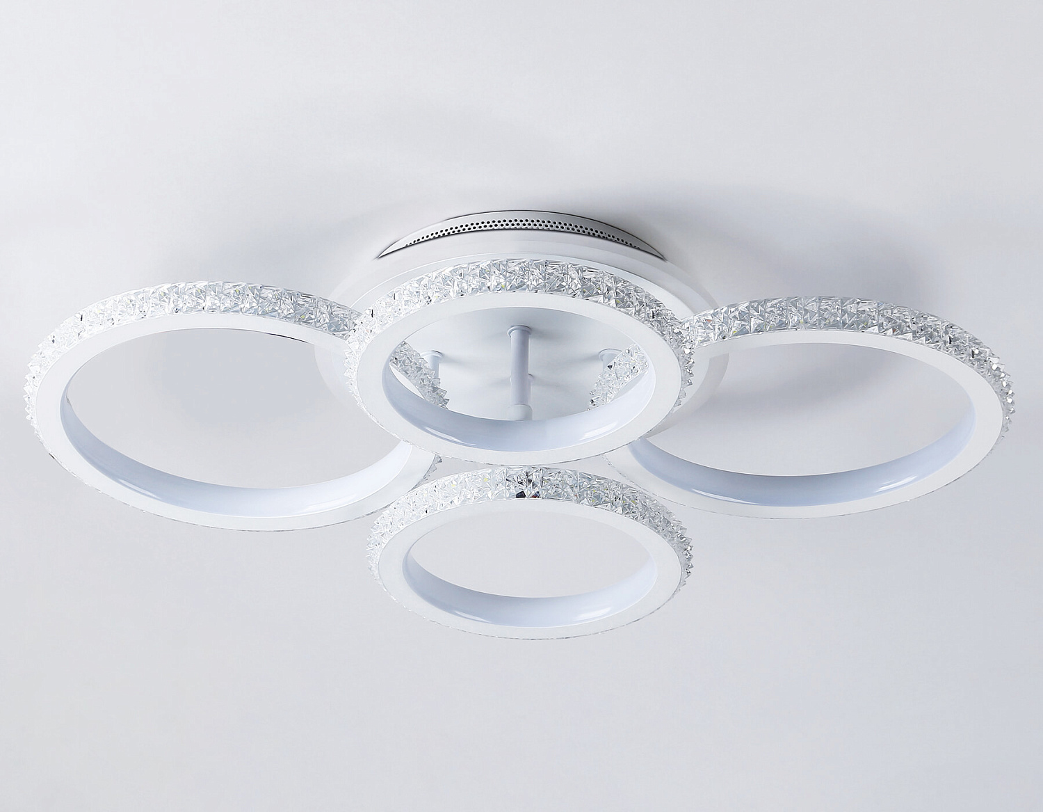 Потолочный светодиодный светильник с RGB подсветкой и пультом FA9524/2+2 WH белый 92W 6400K/3000K+RGB 560*370*110 (ПДУ РАДИО 2.4G)