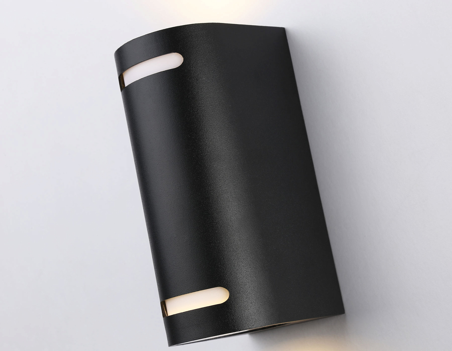 Уличный настенный архитектурный светильник ST3744/2 BK черный IP54 GU10/2 max 35W 150*68*92