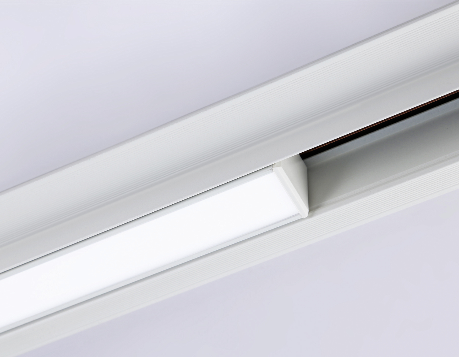 Светильник светодиодный угловой для шинопровода Magnetic GL3981 WH белый IP20 24W 4200K 48V 300*300*45