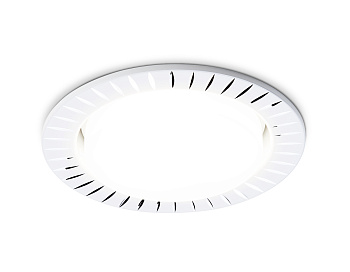 Встраиваемый точечный светильник GX53 G816 W белый GX53