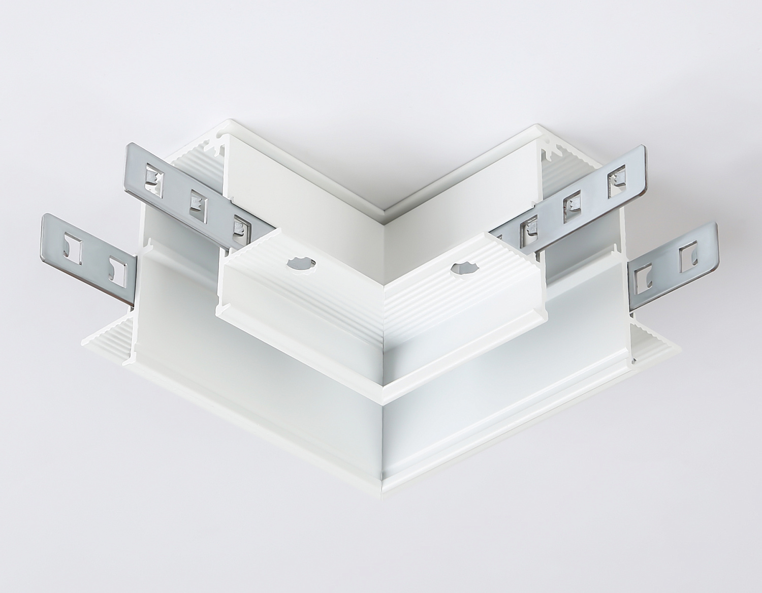 Коннектор угловой для встраиваемого шинопровода Magnetic GL3352 WH белый коннектор угловой встраиваемый 85*85*H46.8