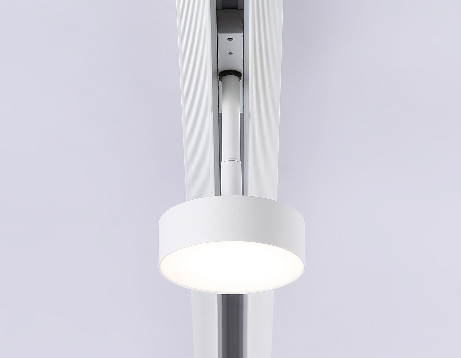 Светильник светодиодный трековый для шинопровода Magnetic GL3852 WH белый IP20 12W 4200K 48V D95*30