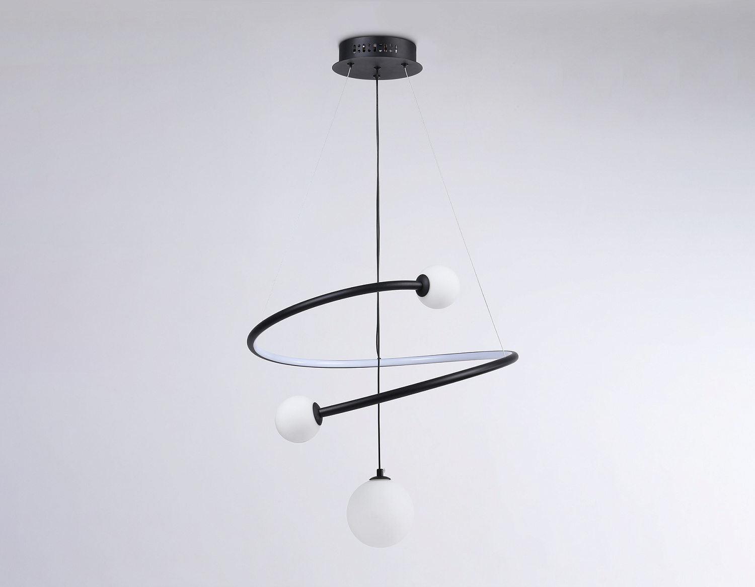 Подвесной светодиодный светильник с пультом управления FL66303 BK черный 39W 3000K-6400K+G9 D500*1200 (ПДУ ИК)