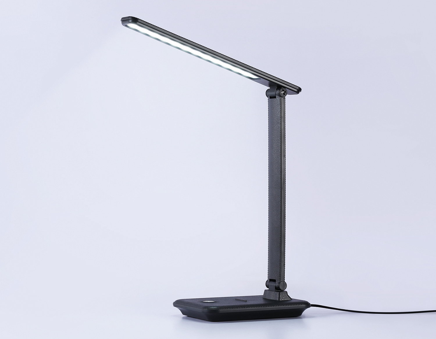 Светодиодная настольная лампа с диммером DE503 BK черный LED 3000-6400K 9W