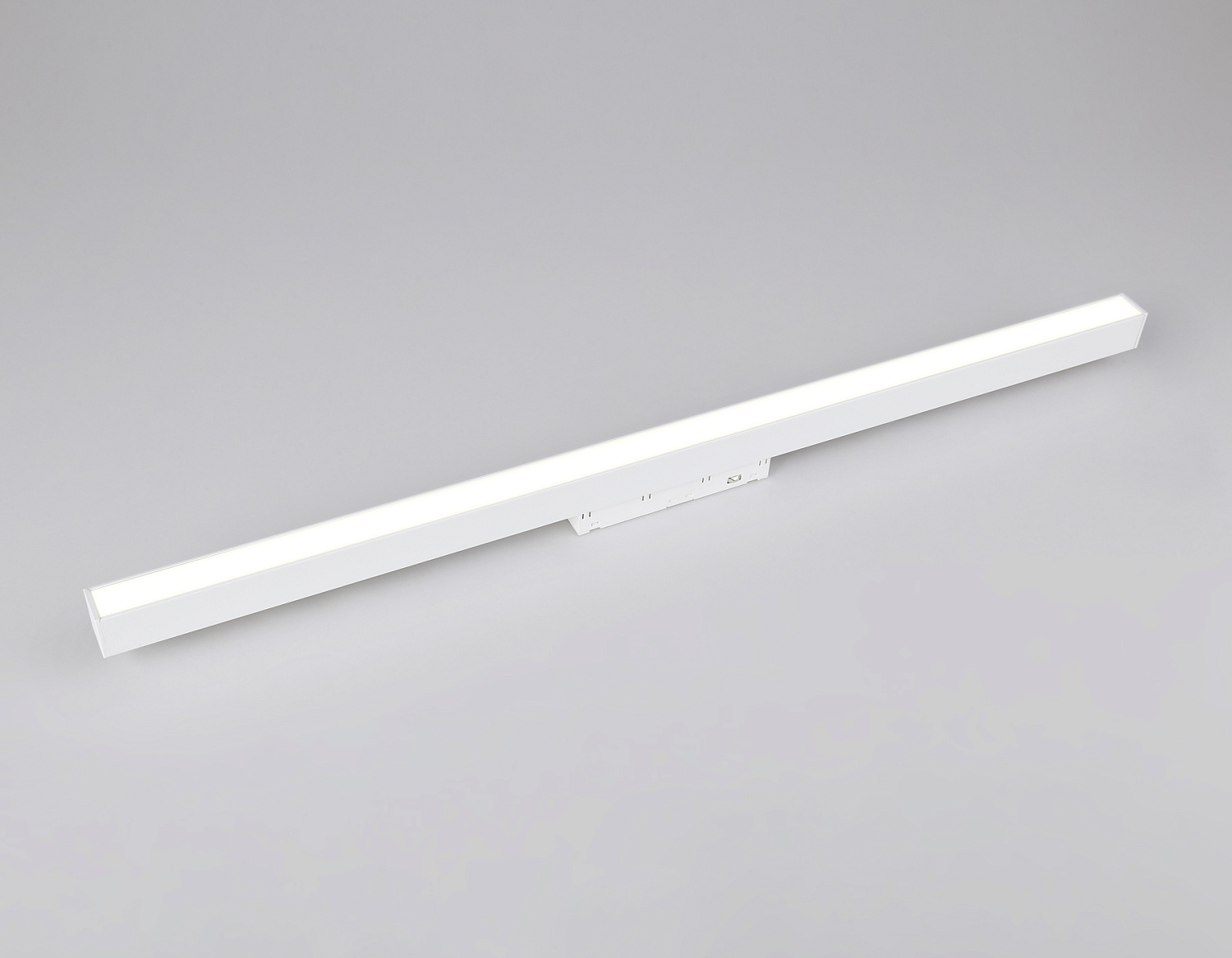 Светильник светодиодный трековый для шинопровода Magnetic GL4008 WH белый IP20 24W 4200K 48V 605*22*45