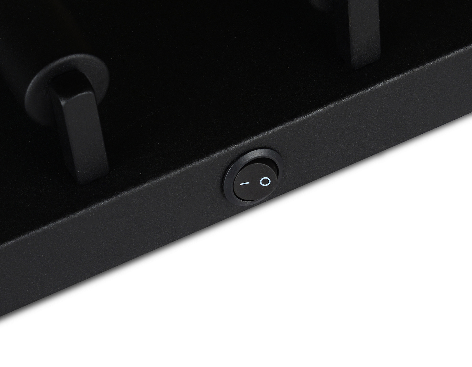 Настенный светильник с выключателем TR5056 CH/BK хром/черный E14/2 max 40W 250*200*140