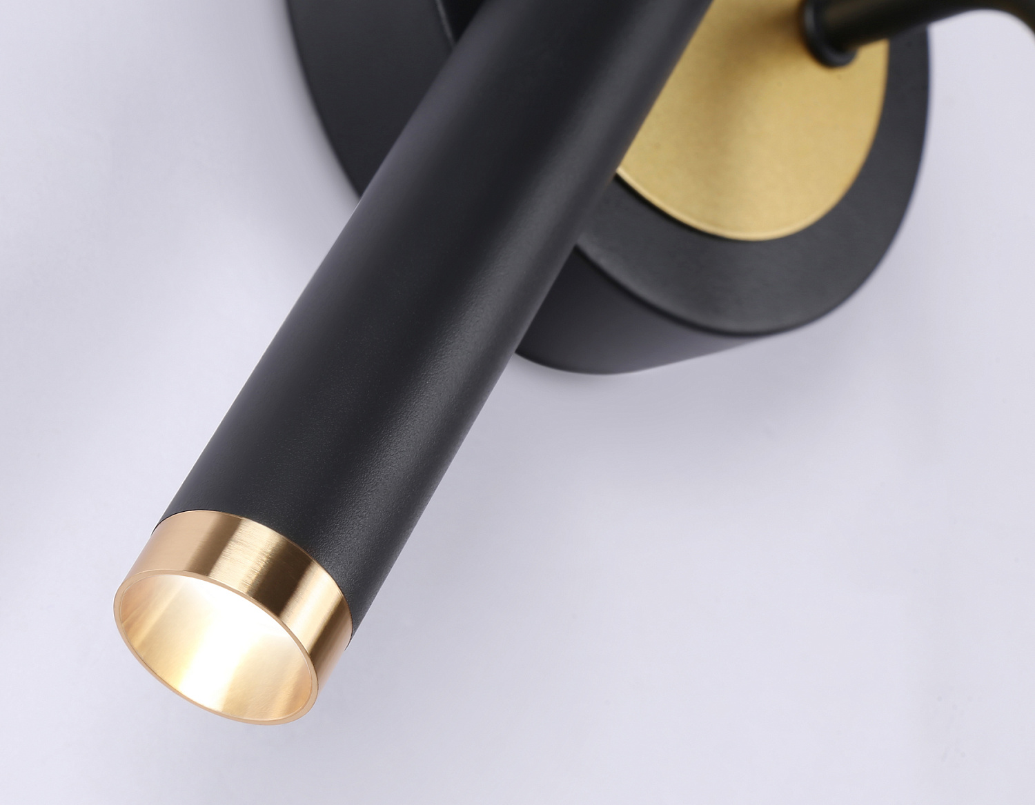 Настенный светодиодный светильник FL51652/1+1 BK/GD черный/золото 10W 4200K 500*227*90