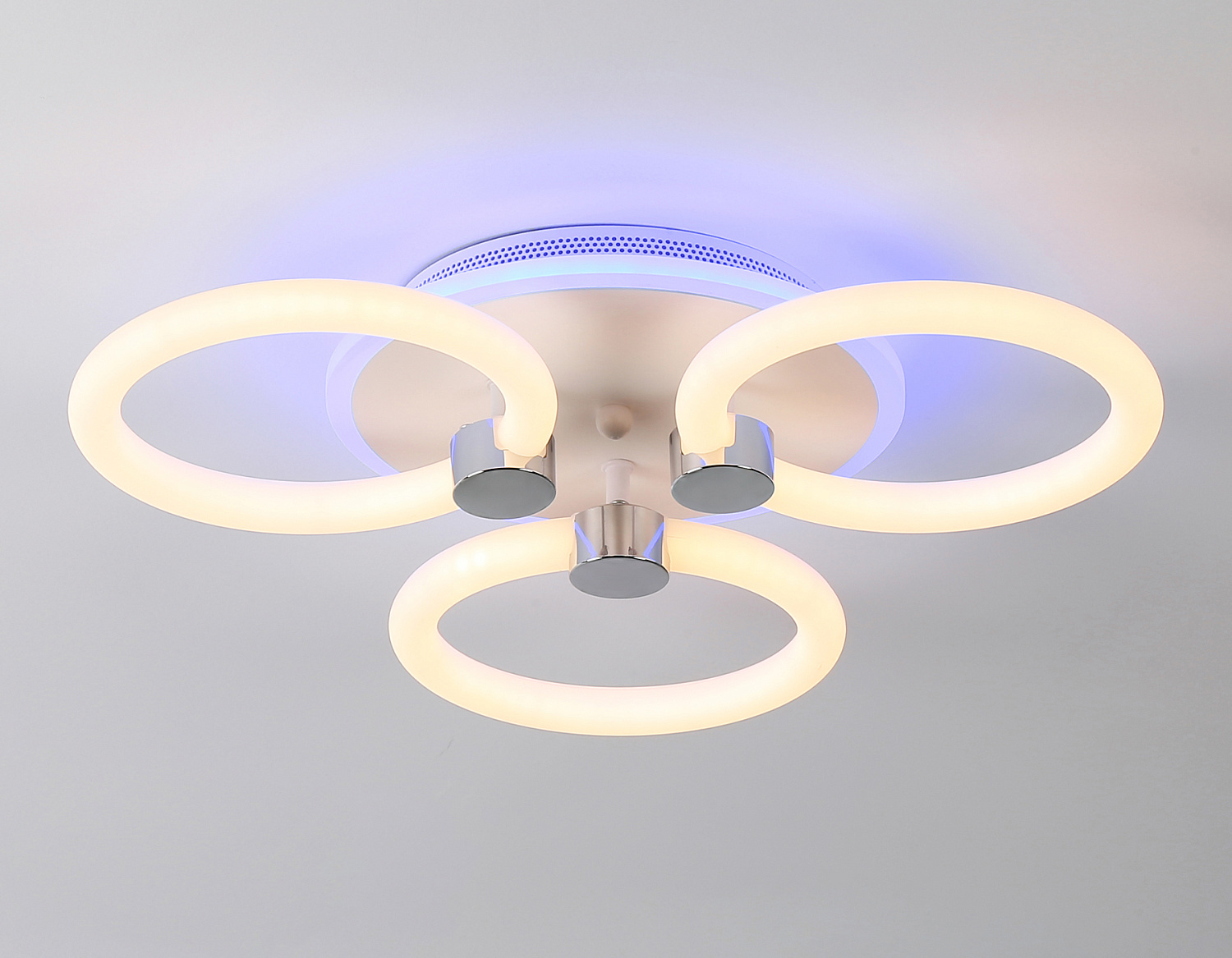 Светодиодный потолочный светильник с подсветкой FA3838/3 WH белый 42W 3000K-6400K+RGB D458*80 (ПДУ РАДИО 2.4G)