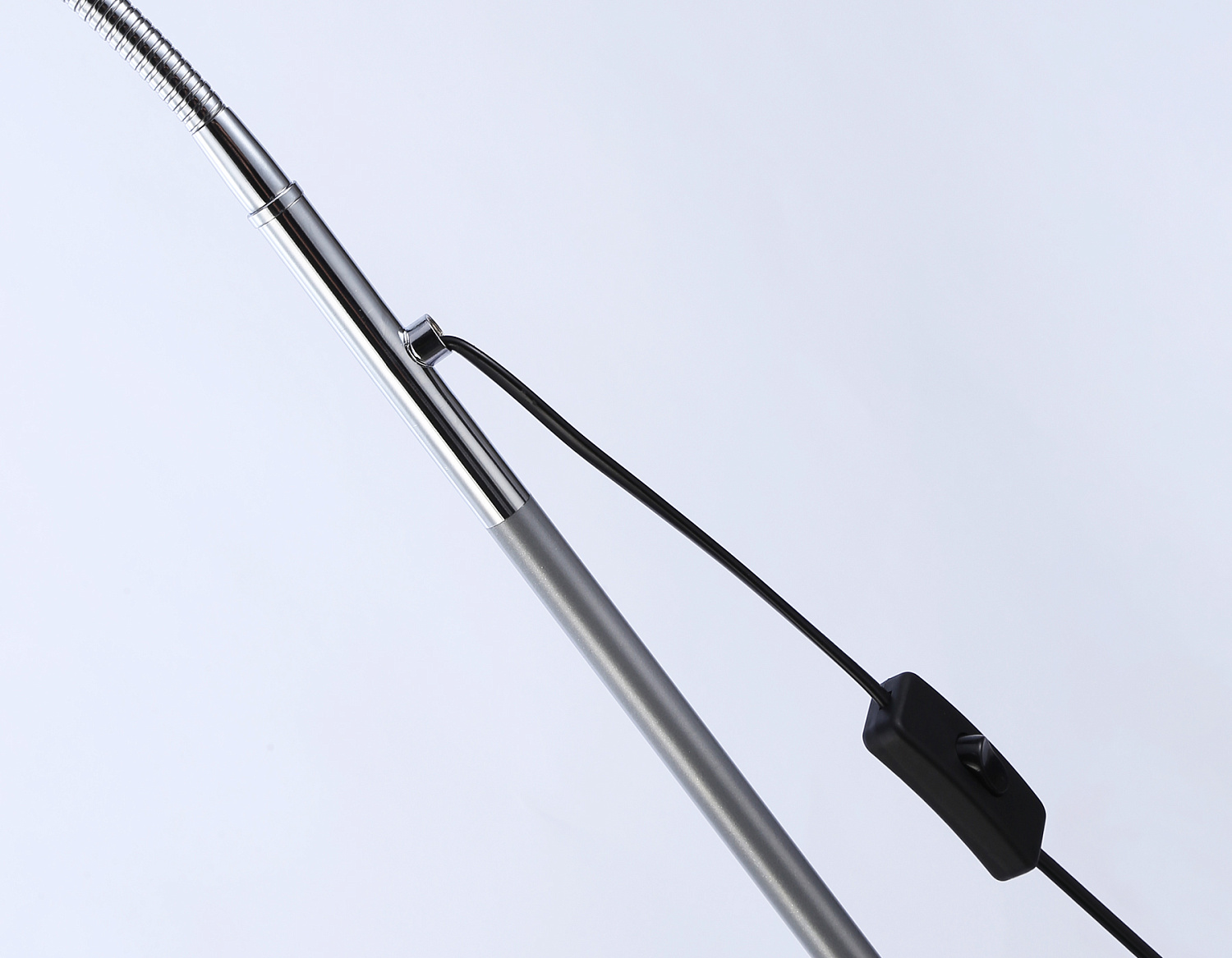 Светильник напольный с выключателем на проводе TR97685 SL серебро E27 max 40W D150*1540