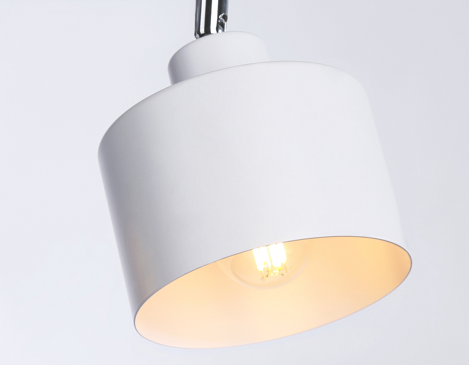 Настенно-потолочный спот в стиле лофт TR8141/2 WH белый E27*2 max 40W 340*120*180