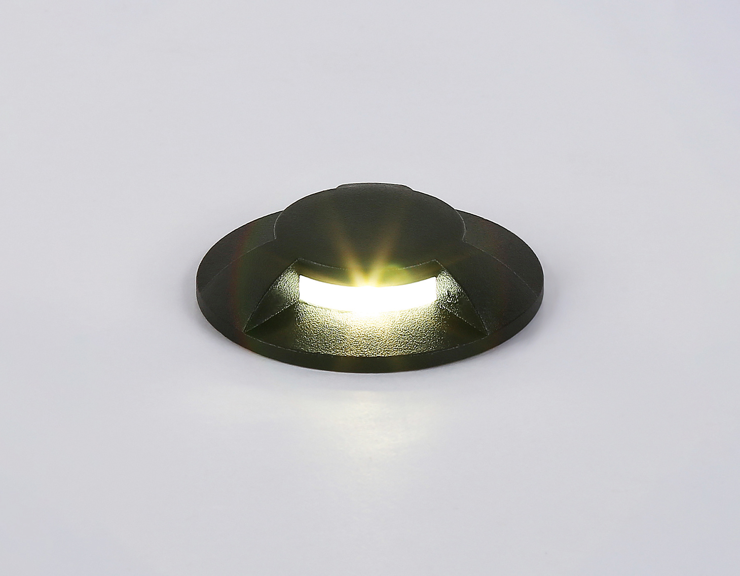 Уличный светодиодный светильник в грунт ST6525 BK черный IP67 LED 4200K 1W D60*93