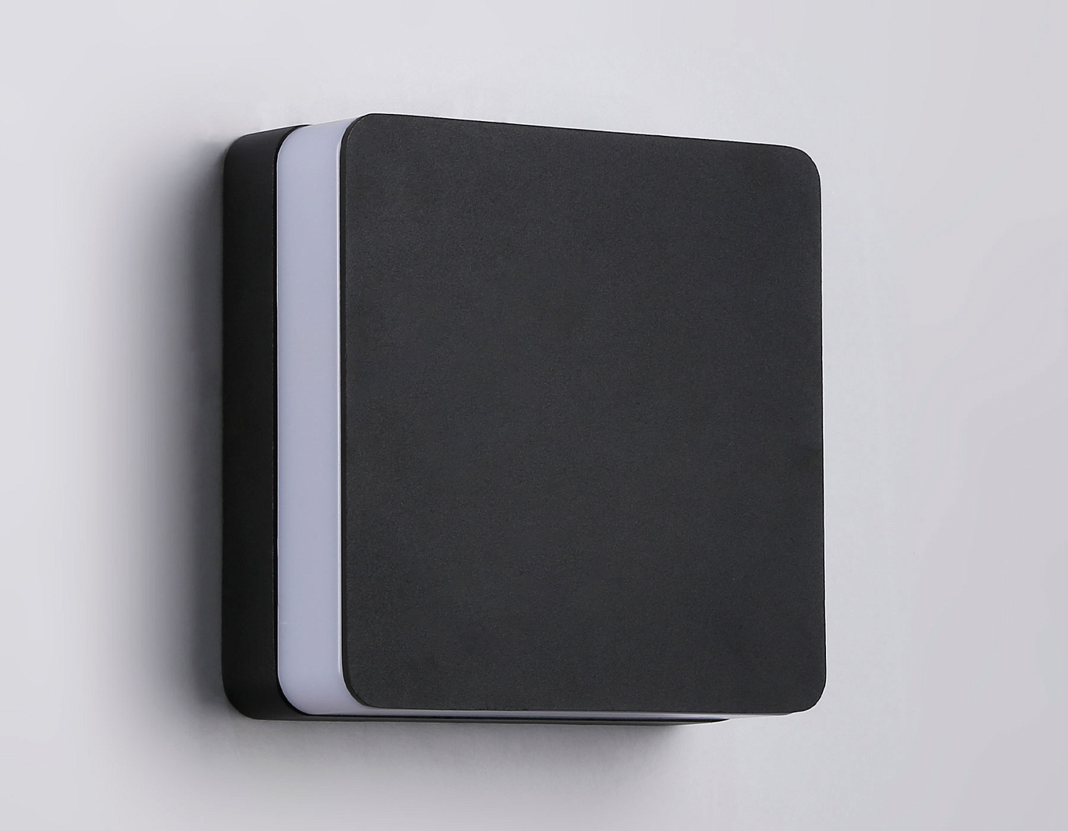 Уличный настенный светодиодный светильник IP54 ST4545 BK черный LED 4200K 11W IP54 155*155*54