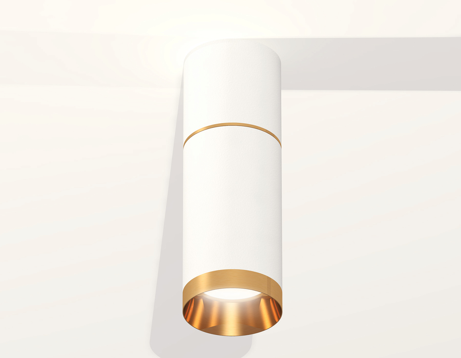 Комплект накладного светильника XS6322062 SWH/PYG белый песок/золото желтое полированное MR16 GU5.3 (C6301, A2062, C6322, N6134)