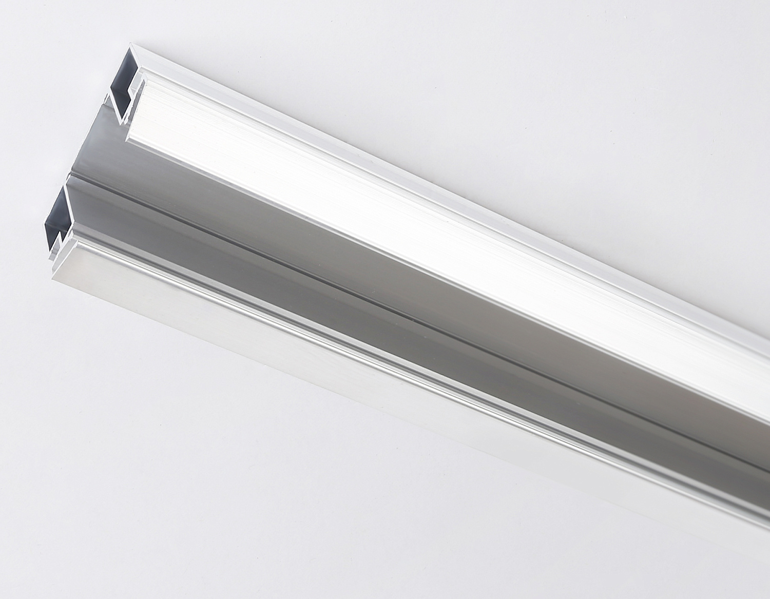 Корпус в натяжной потолок для накладного шинопровода Magnetic GL3345 корпус в натяжной потолок 3000*57*59.2