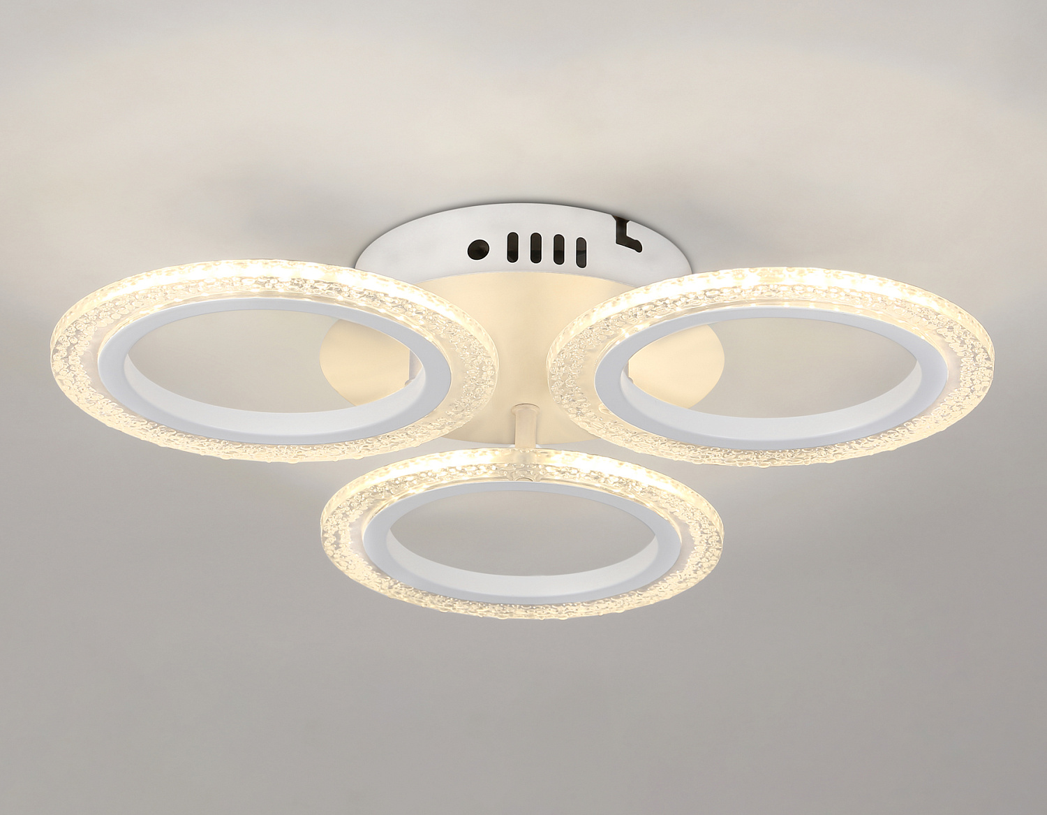 Потолочный светодиодный светильник с пультом FA4050/3 WH белый 4200K/3000/6400K 30W D490*65 (ПДУ ИК)