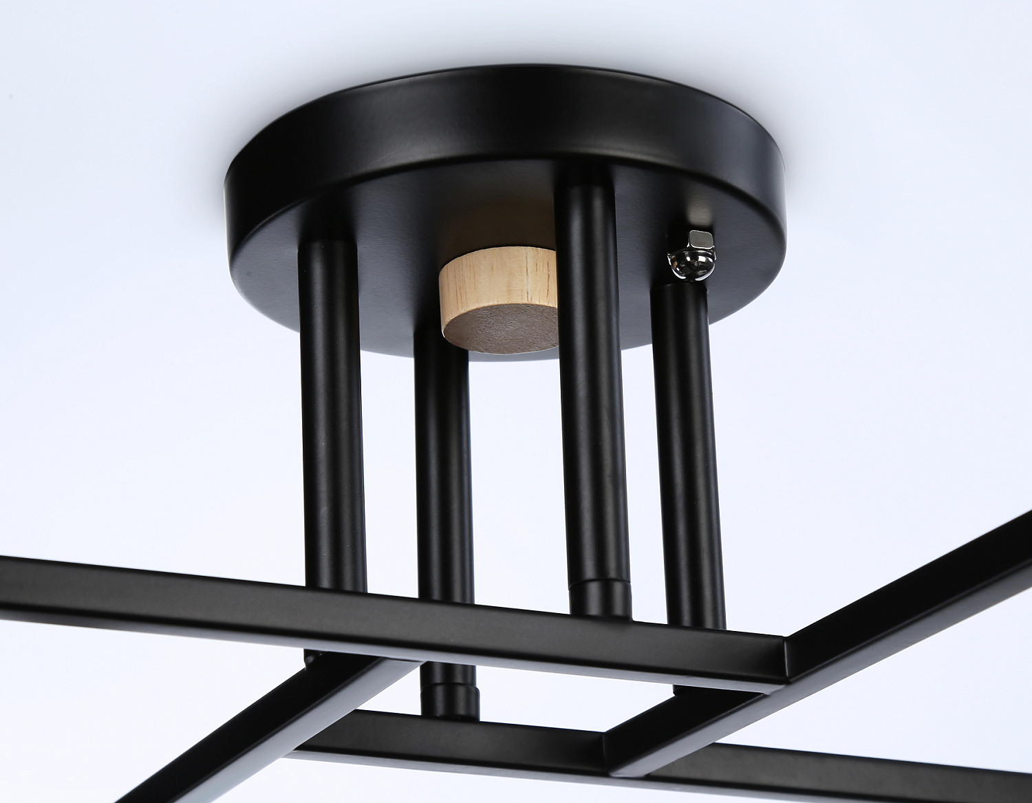 Подвесная люстра TR9497/4 BK/FR черный/белый матовый E27/4 max 40W D495*280