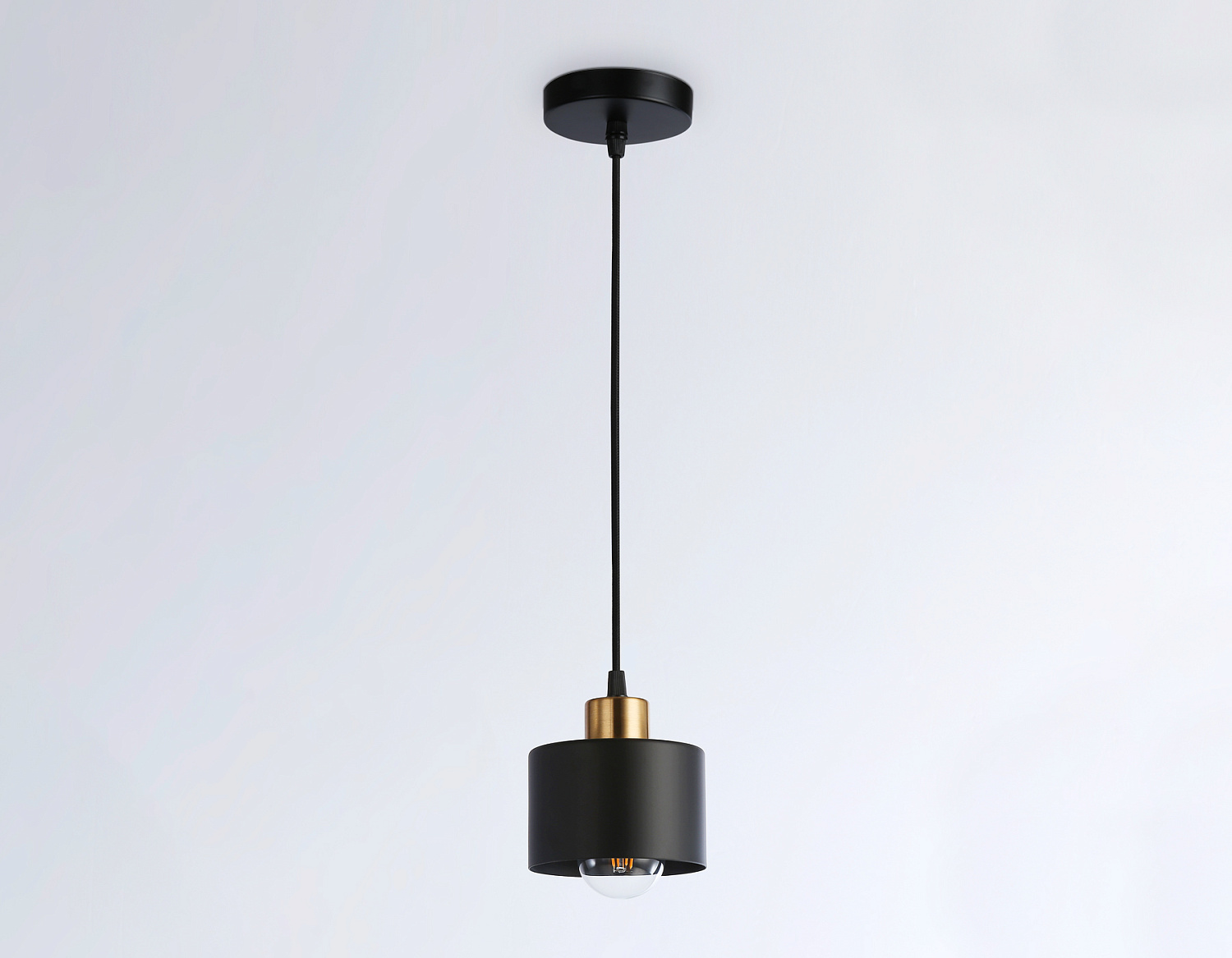 Подвесной светильник в стиле лофт TR8113 BK/BS черный/латунь E27 max 40W D120*940