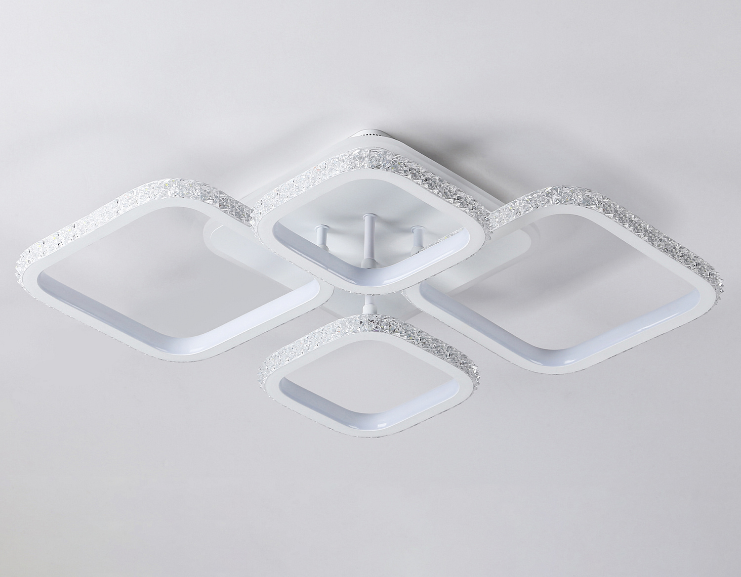 Потолочный светодиодный светильник с пультом FA9541/2+2 WH белый 108W 6400K/3000K 670*500*110 (ПДУ РАДИО 2.4G)