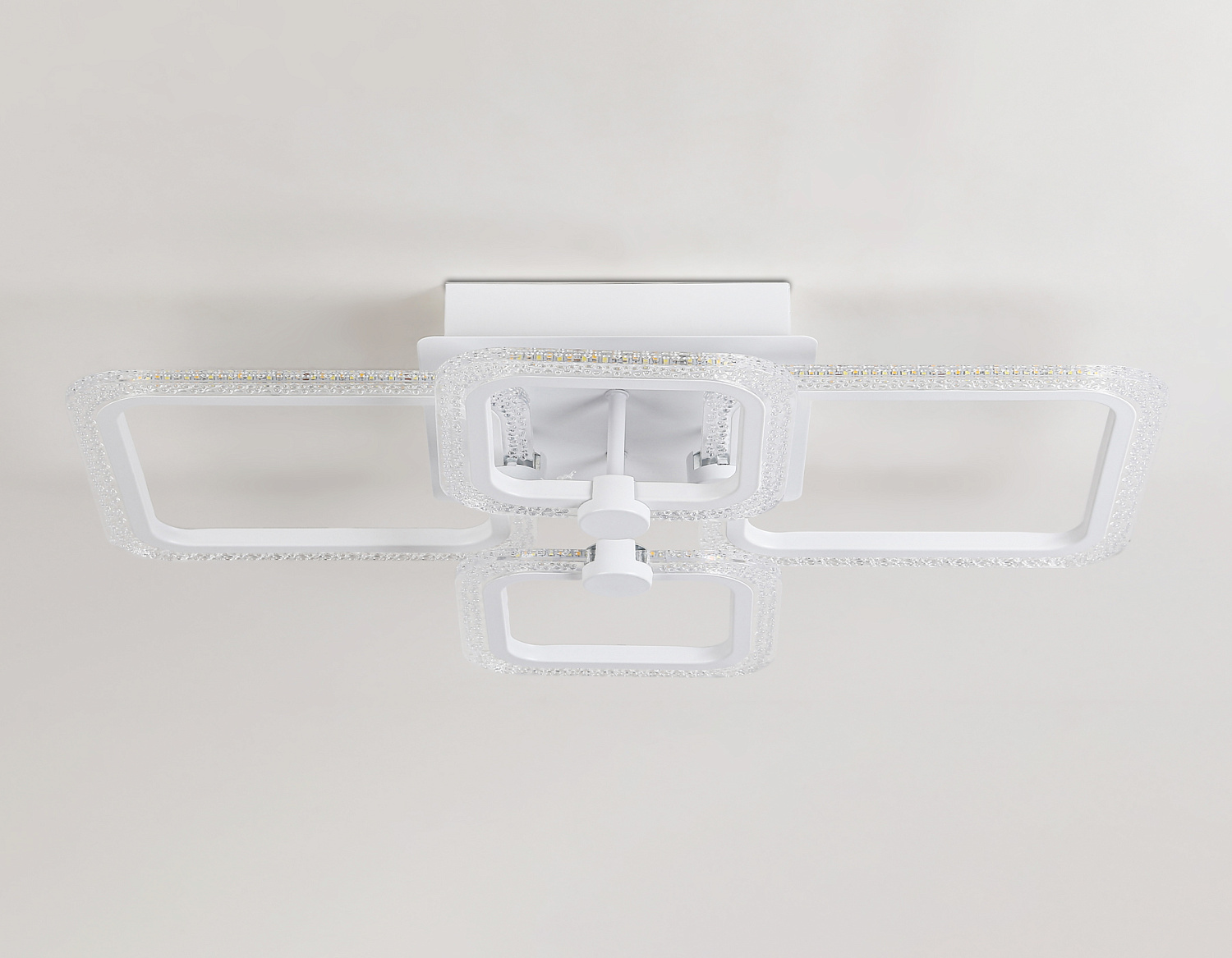 Потолочный светодиодный светильник с пультом FA5309/2+2 WH белый 3000+6400K/4200K/6400+3000K 62W 560*480*120 (ПДУ ИК)