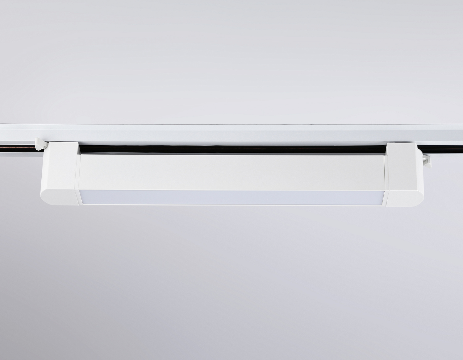 Трековый однофазный светодиодный светильник GL6730 WH белый IP20 20W 4200K 323*35*57