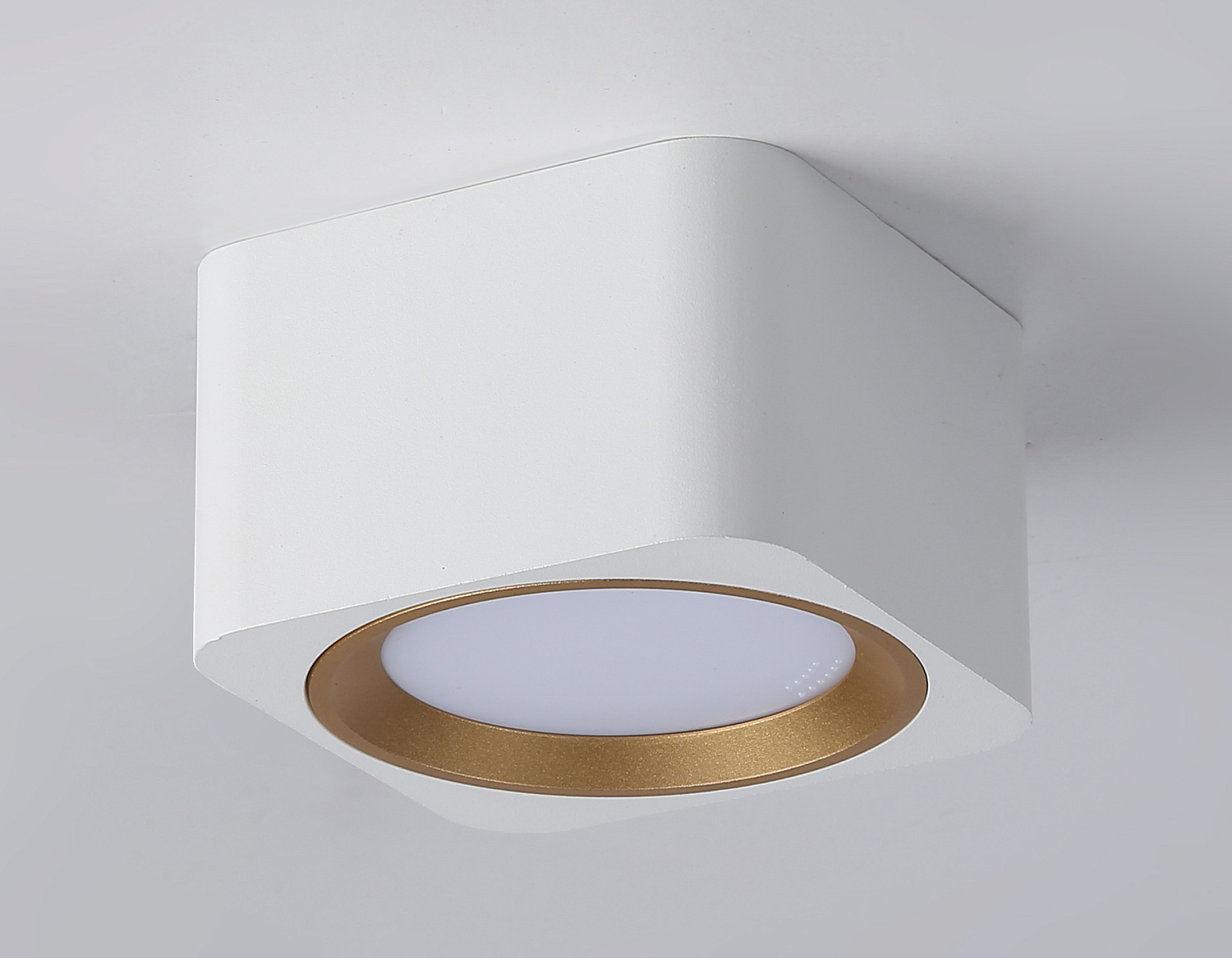 Светильник накладной со сменной лампой GX53 TN70831 WH/GD белый/золото GX53 max 12W 96*96*60