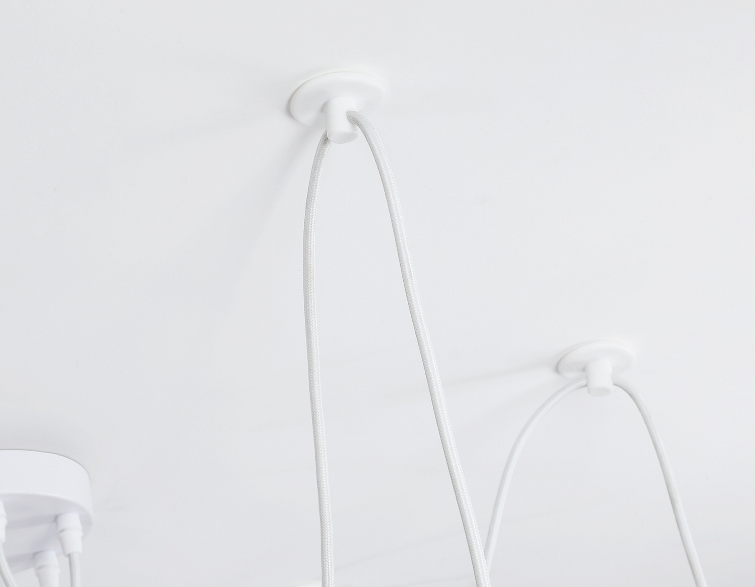 Подвесной светильник в стиле лофт TR8131/6 WH белый E27*6 max 40W D700*800