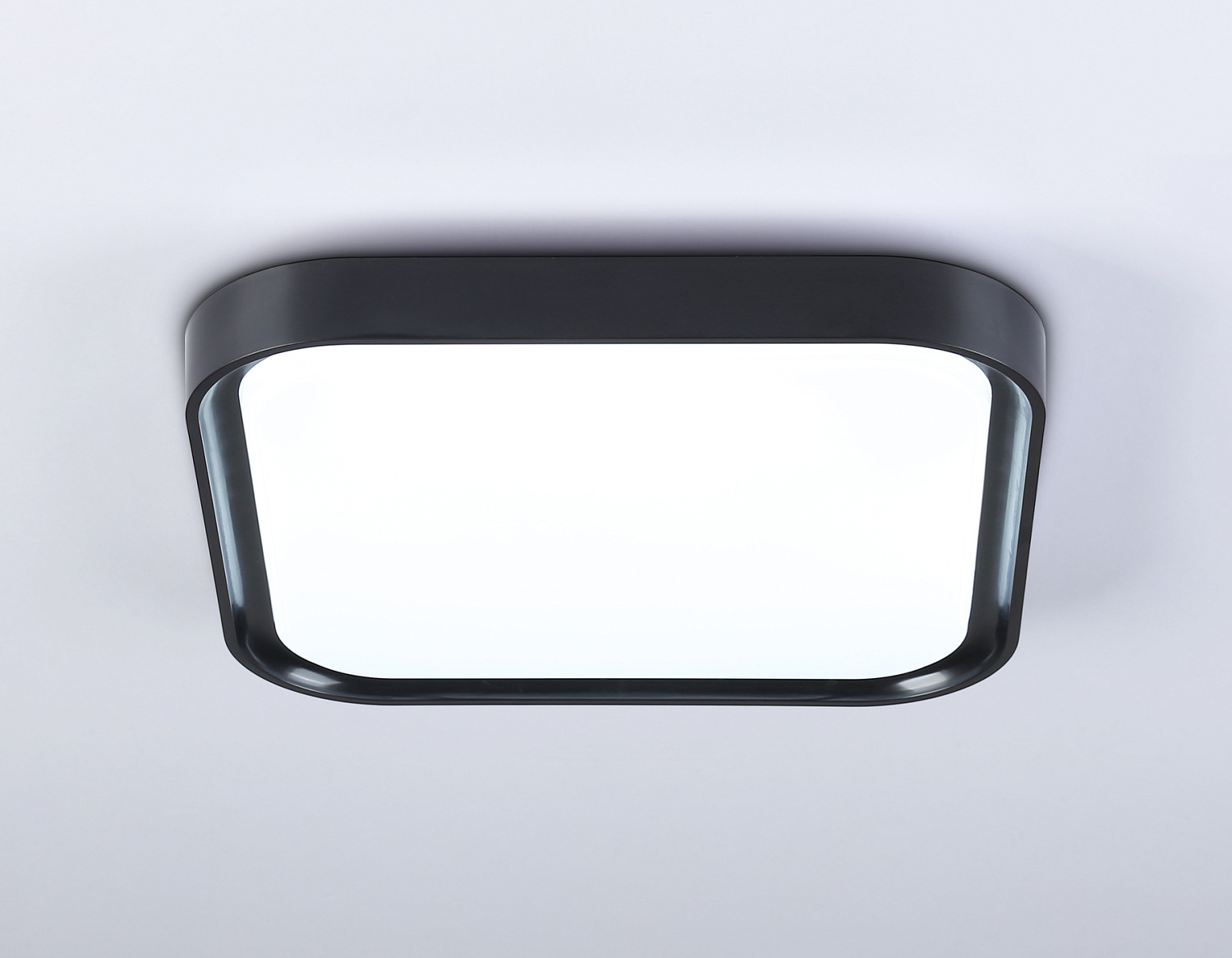 Потолочный светодиодный светильник FZ1262 BK черный 18W 5000K 250*250*60 (Без ПДУ)