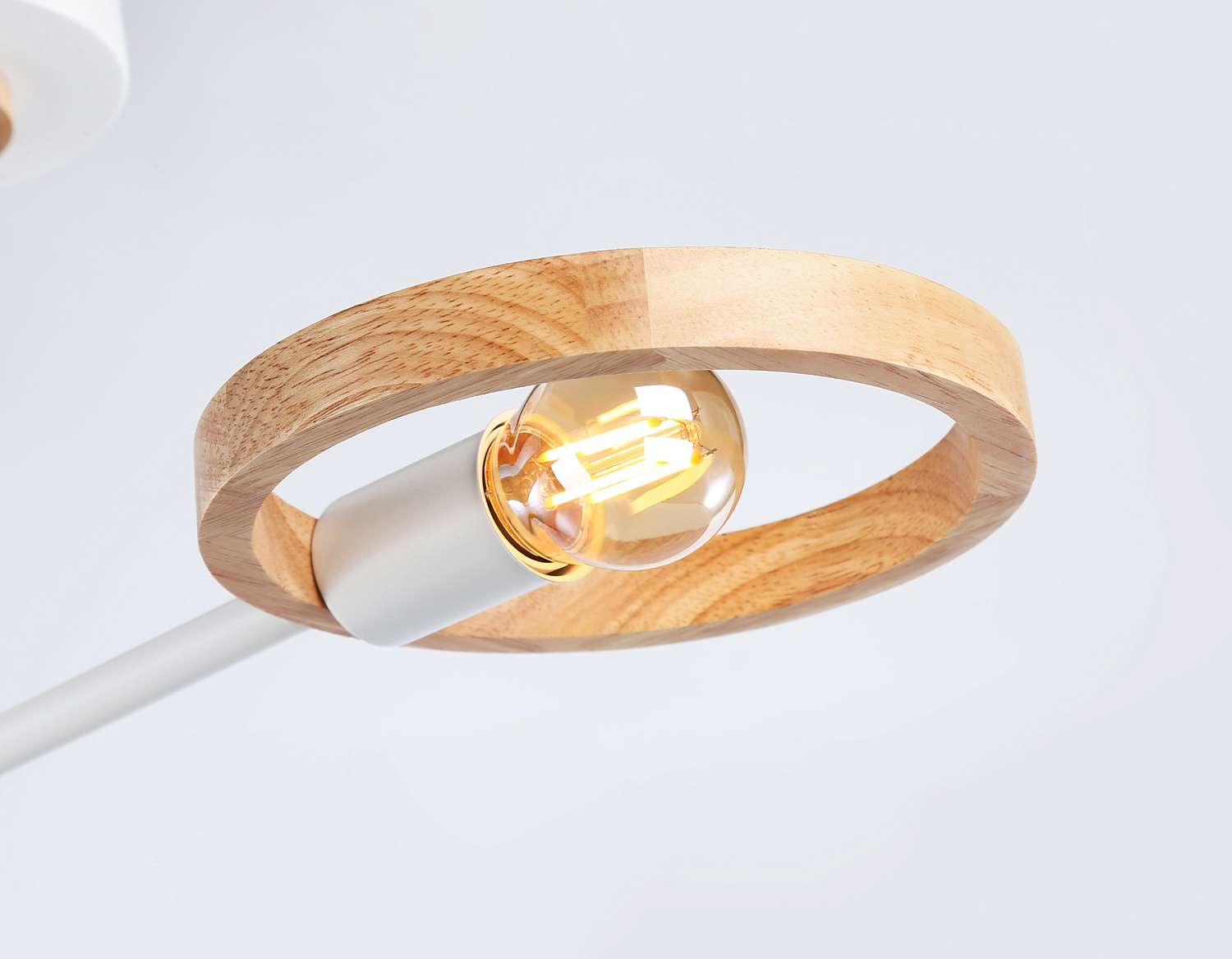 Подвесной светильник со сменной лампой TR8243/2 WH/LWD белый/светлое дерево E27/2 max 40W 590*165*220