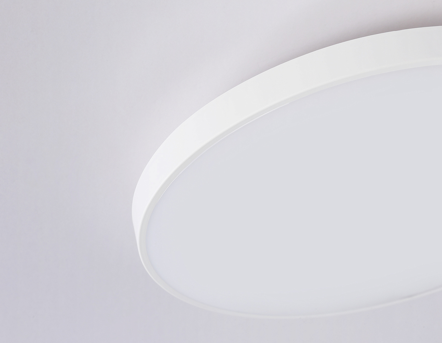 Потолочный светодиодный светильник FZ1220 WH белый IP44 13W 4200K D232*50 (Без ПДУ)