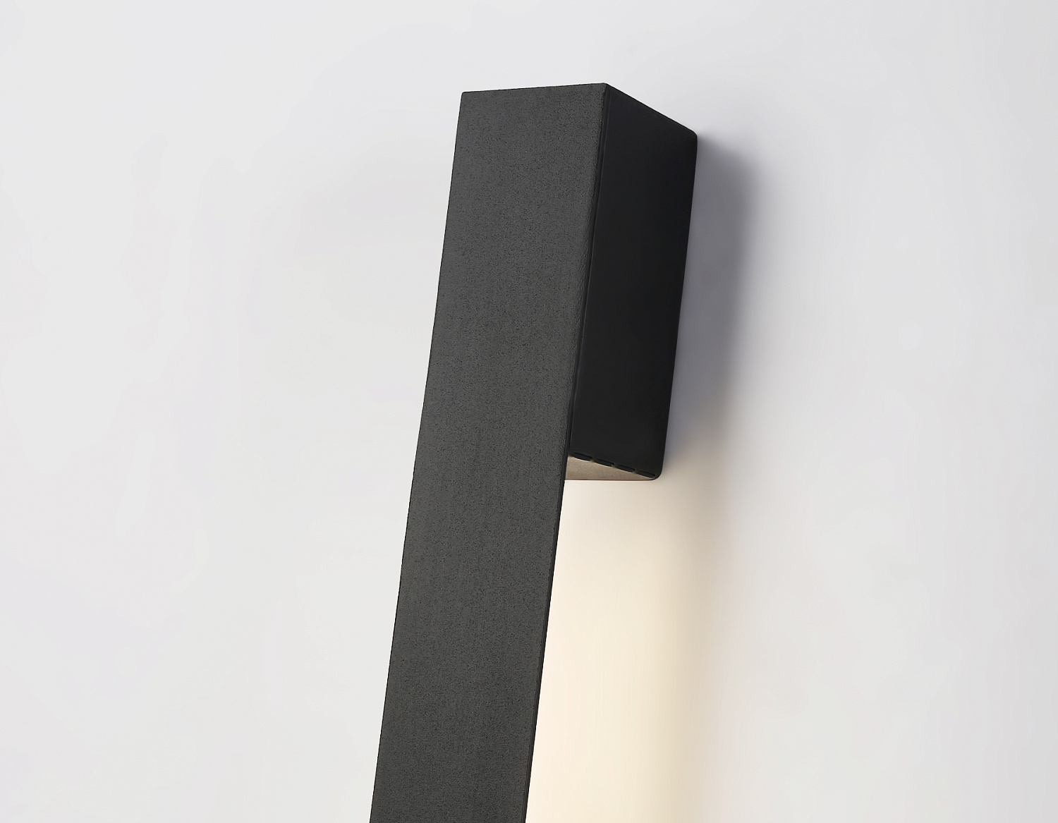 Настенный светодиодный светильник FW4412 SBK черный песок LED 4200K 6W 450*40*35